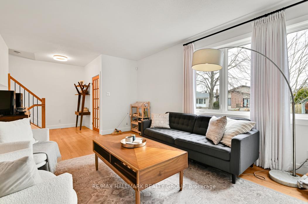 Photo 5 of 2292 Urbandale Drive, Ottawa, Elmvale Acres/Urbandale — HOMEH