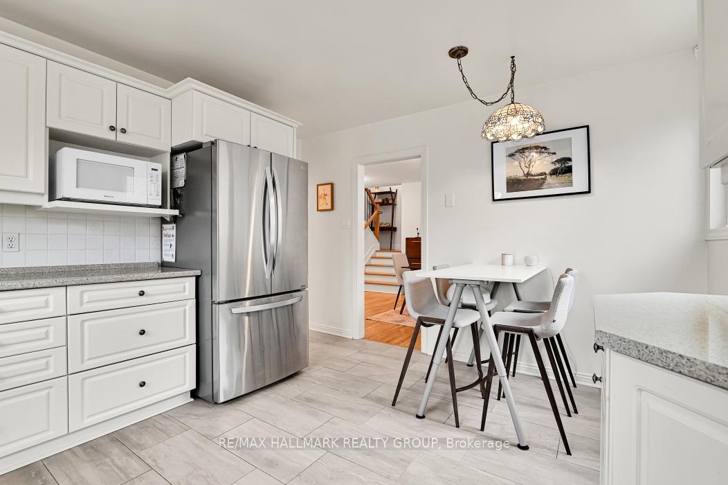 Photo 13 of 2292 Urbandale Drive, Ottawa, Elmvale Acres/Urbandale — HOMEH