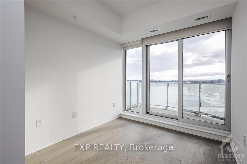 Photo 13 of Unit 1206, 805 Carling Avenue, Ottawa, West Centre Town — HOMEH