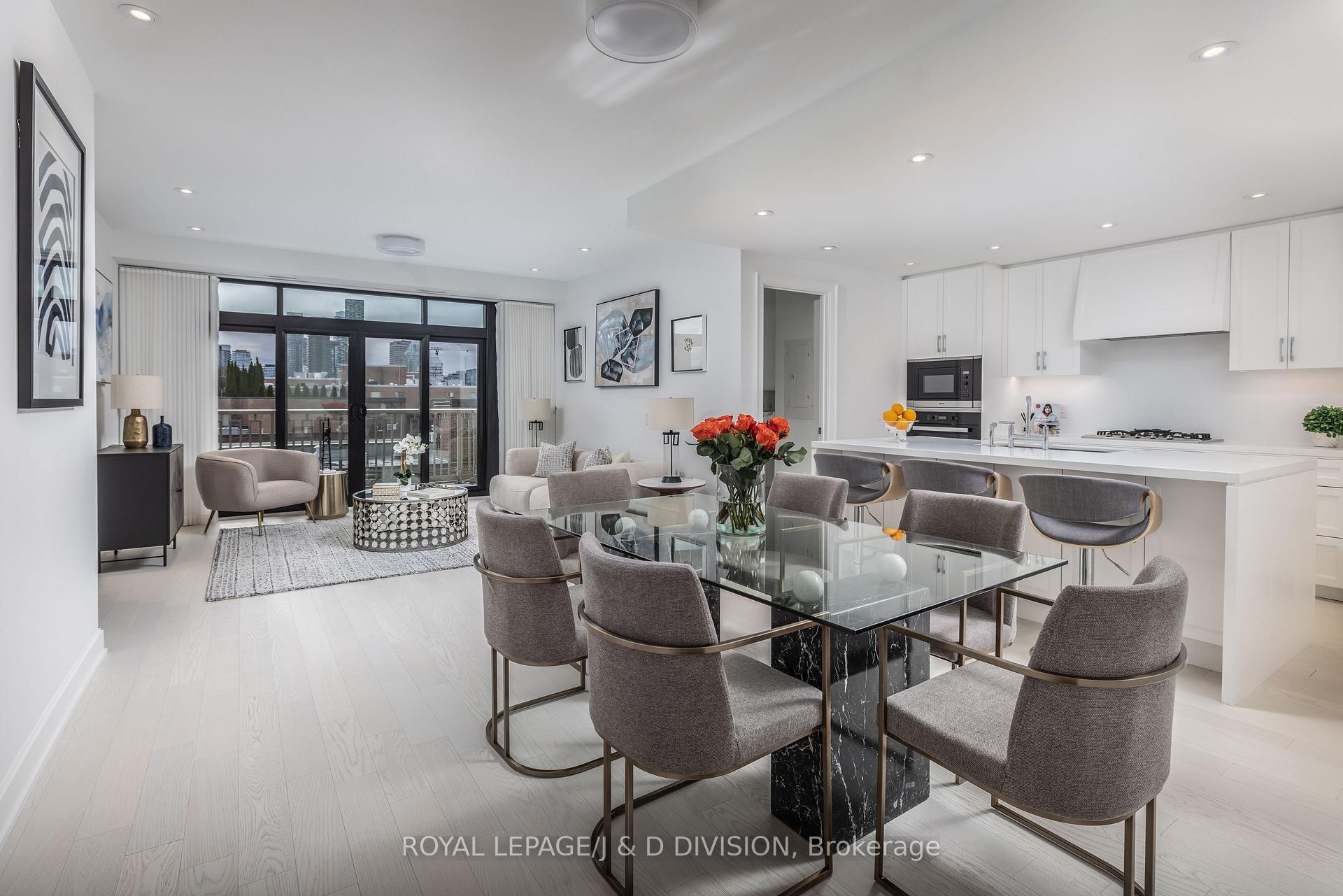 Photo 3 of Unit 612, 1 Strathgowan Avenue, Toronto, Lawrence Park South — HOMEH
