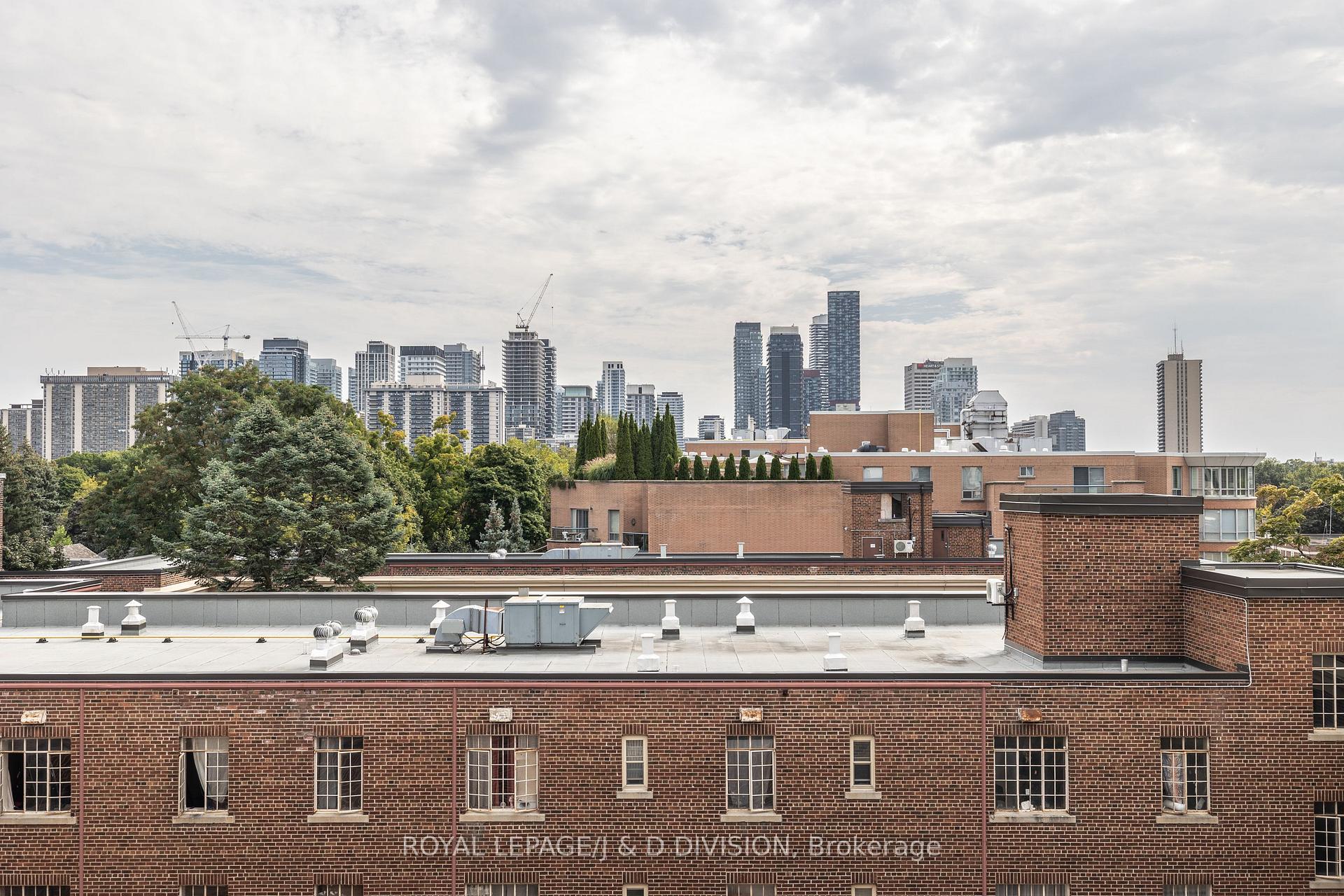 Photo 18 of Unit 612, 1 Strathgowan Avenue, Toronto, Lawrence Park South — HOMEH