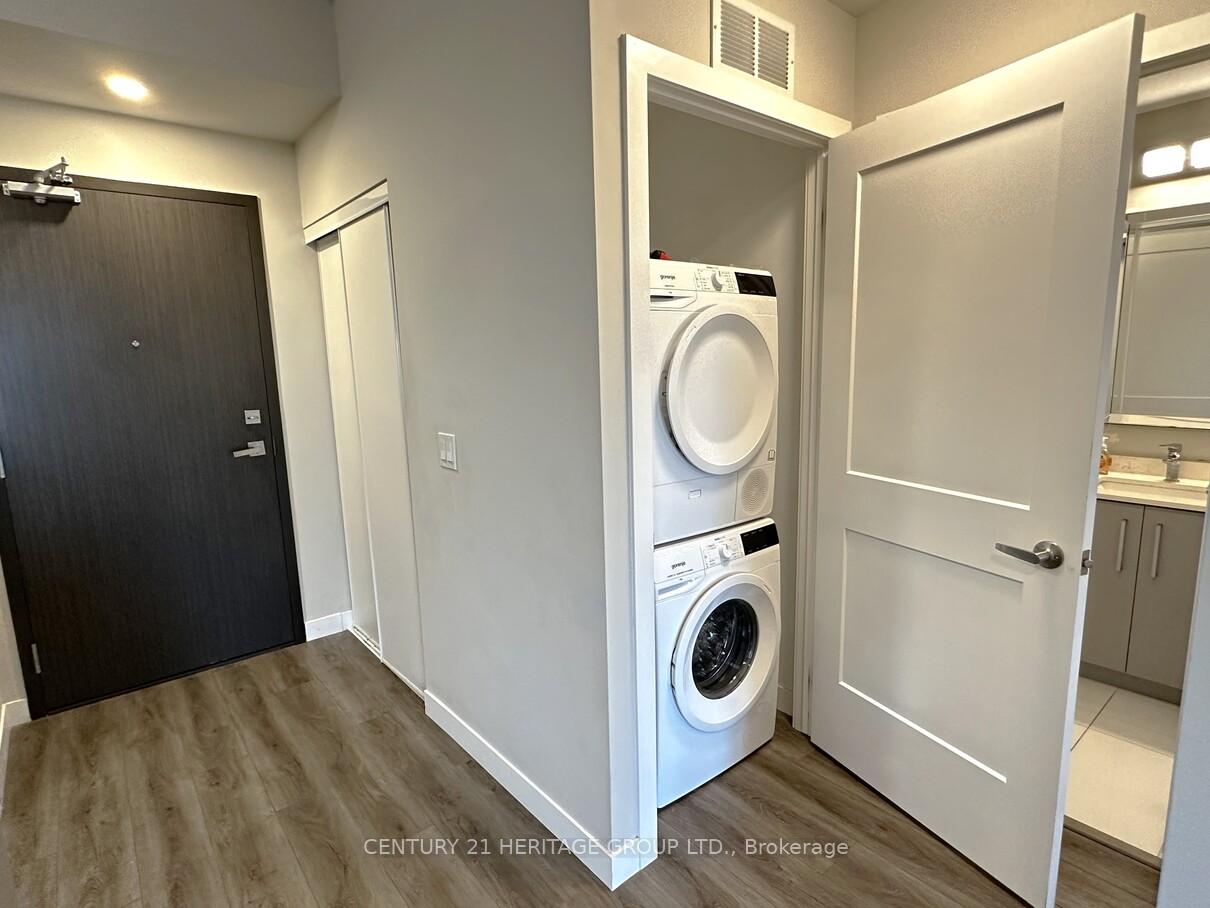 Photo 11 of Unit 808, 15 Queen Street S, Hamilton, Central — HOMEH