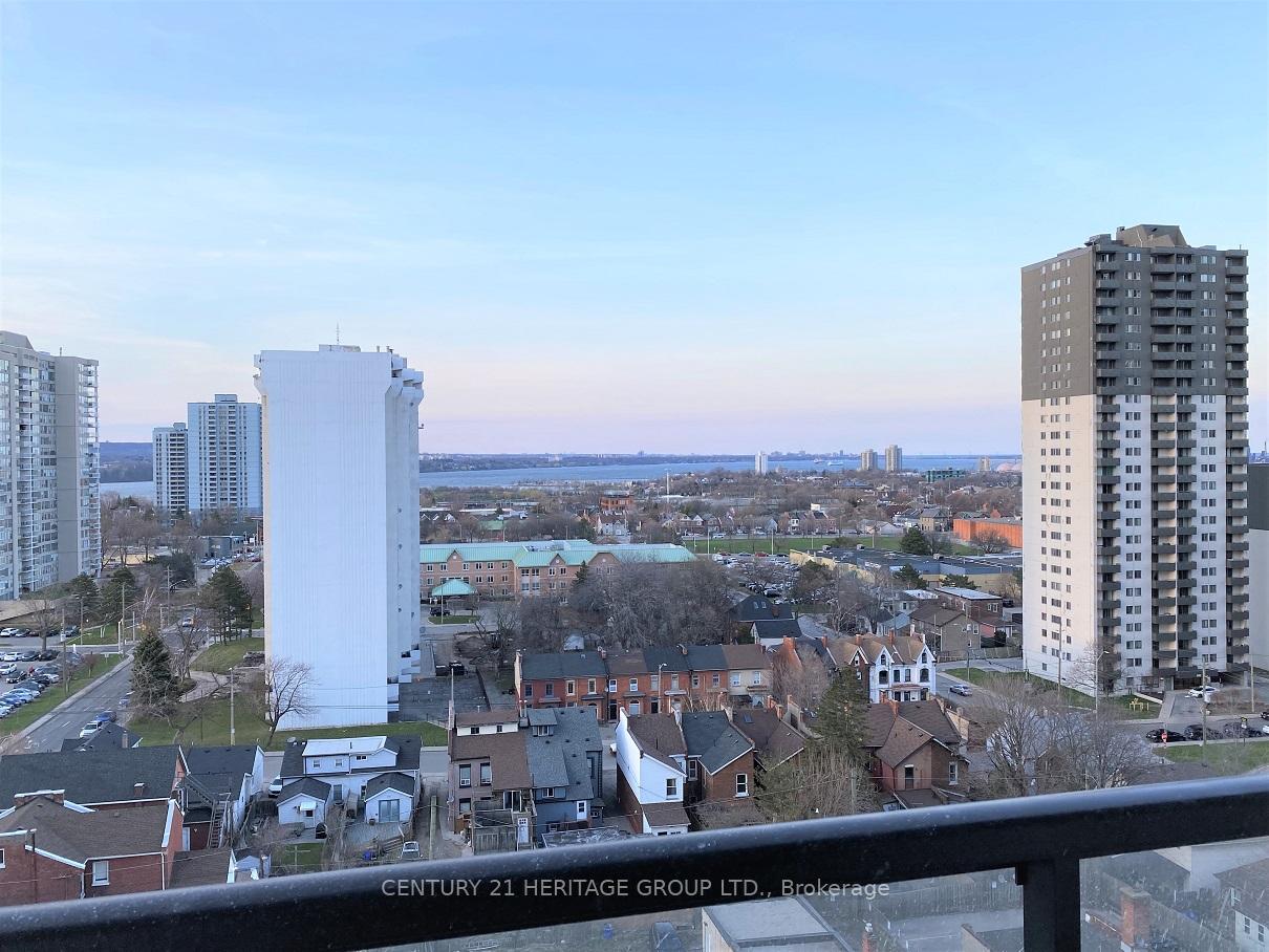 Photo 15 of Unit 808, 15 Queen Street S, Hamilton, Central — HOMEH