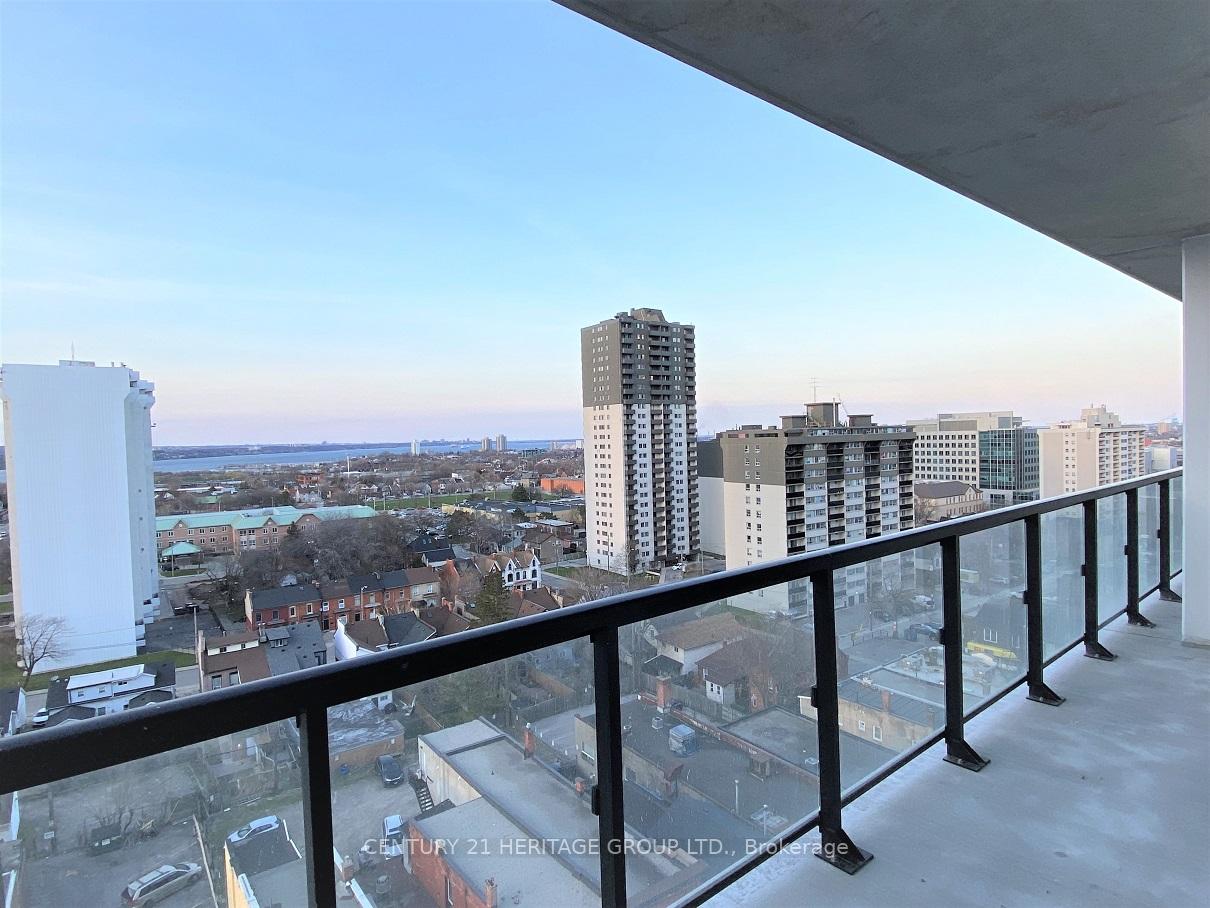 Photo 16 of Unit 808, 15 Queen Street S, Hamilton, Central — HOMEH