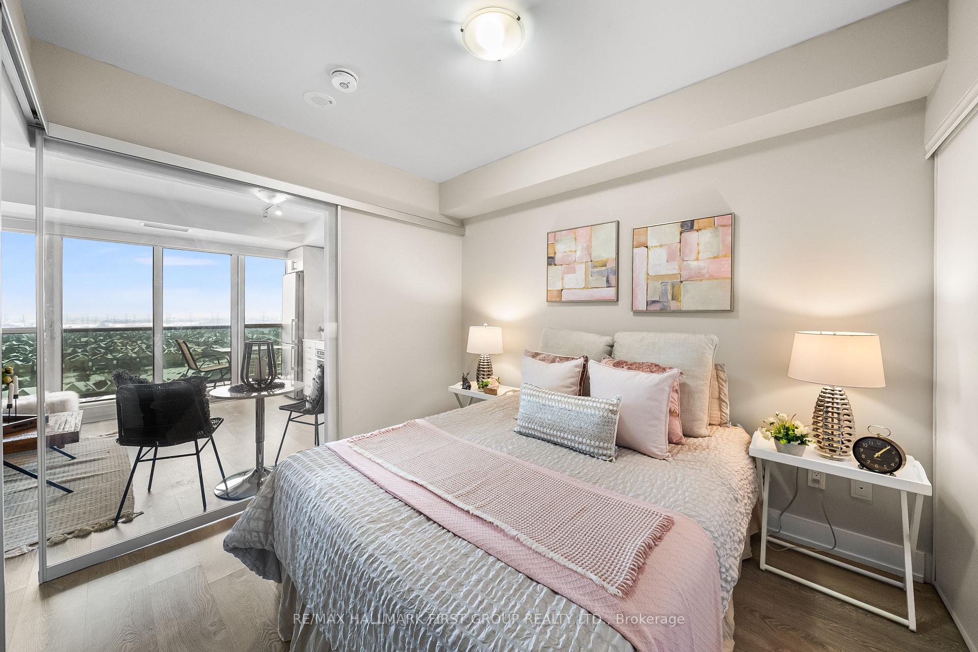 Photo 16 of Unit 1220, 2550 Simcoe Street N, Oshawa, Windfields — HOMEH