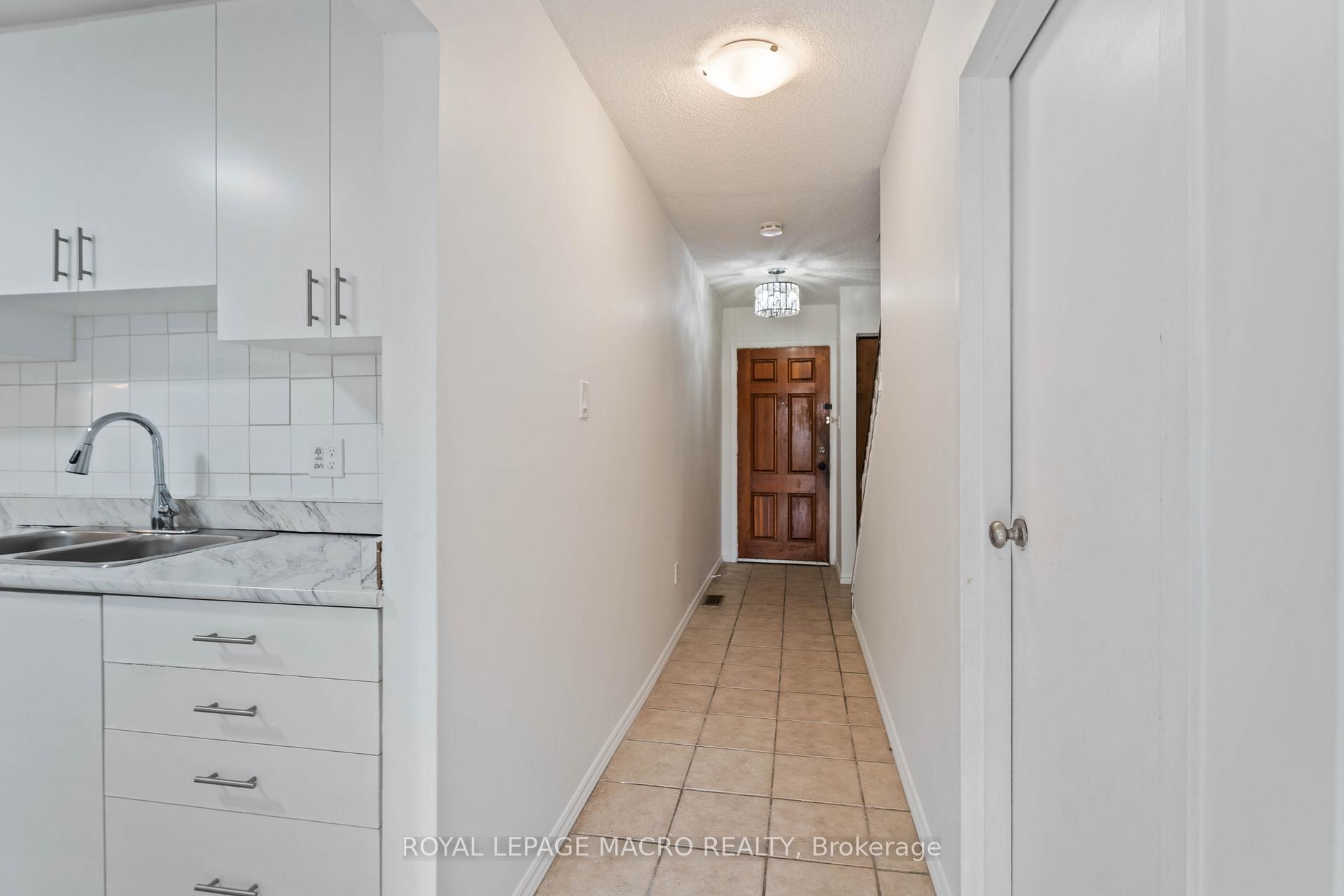 Photo 7 of Unit 60, 33 Rochelle Avenue, Hamilton, Quinndale — HOMEH