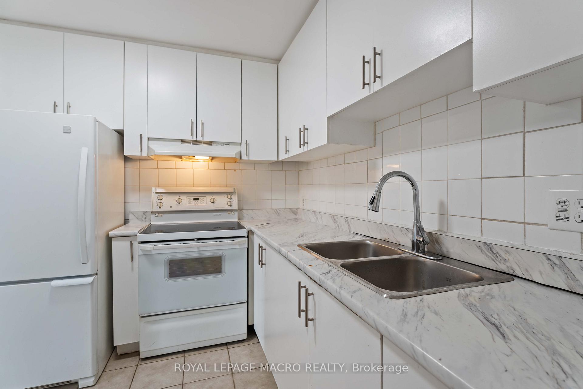 Photo 15 of Unit 60, 33 Rochelle Avenue, Hamilton, Quinndale — HOMEH