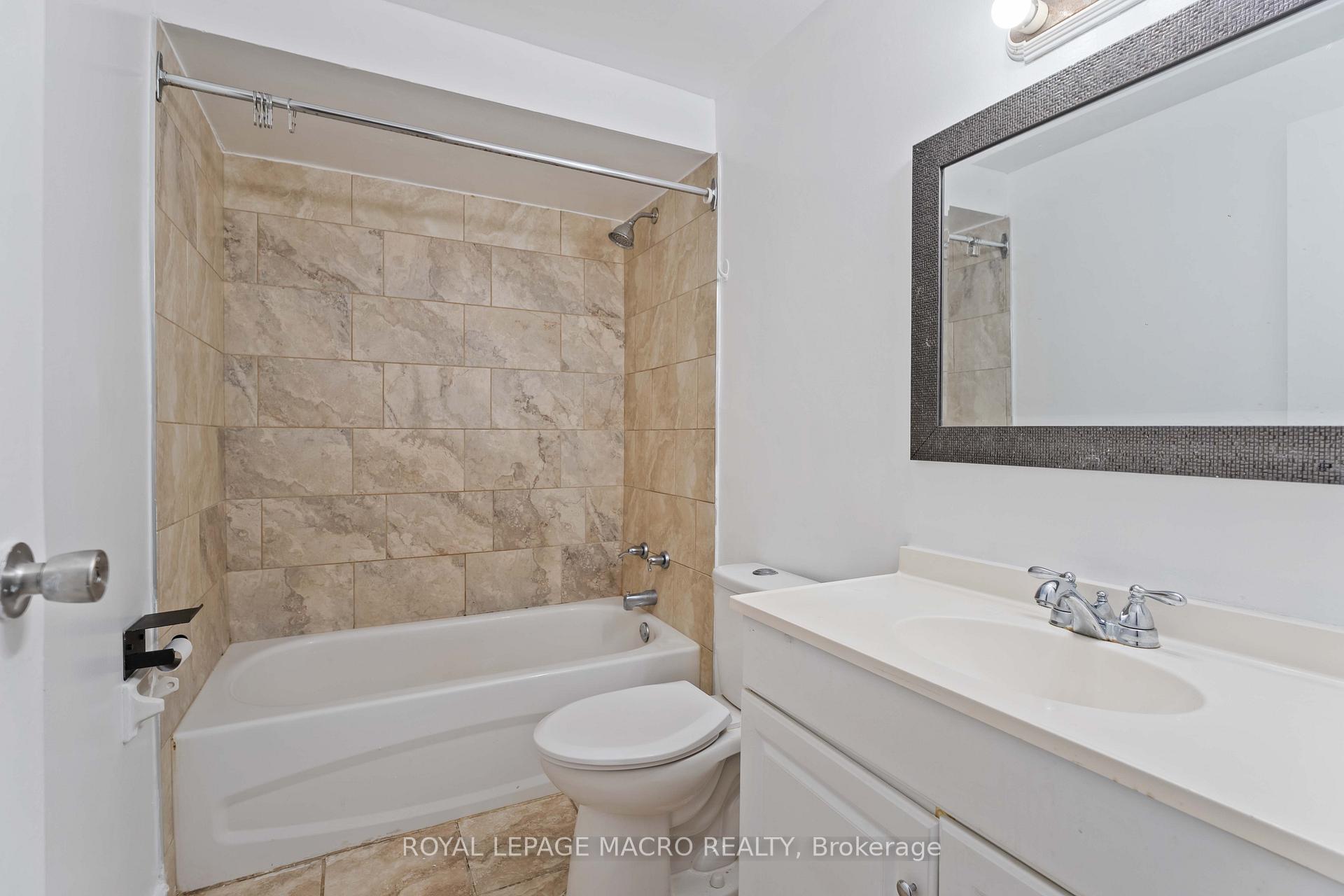 Photo 18 of Unit 60, 33 Rochelle Avenue, Hamilton, Quinndale — HOMEH