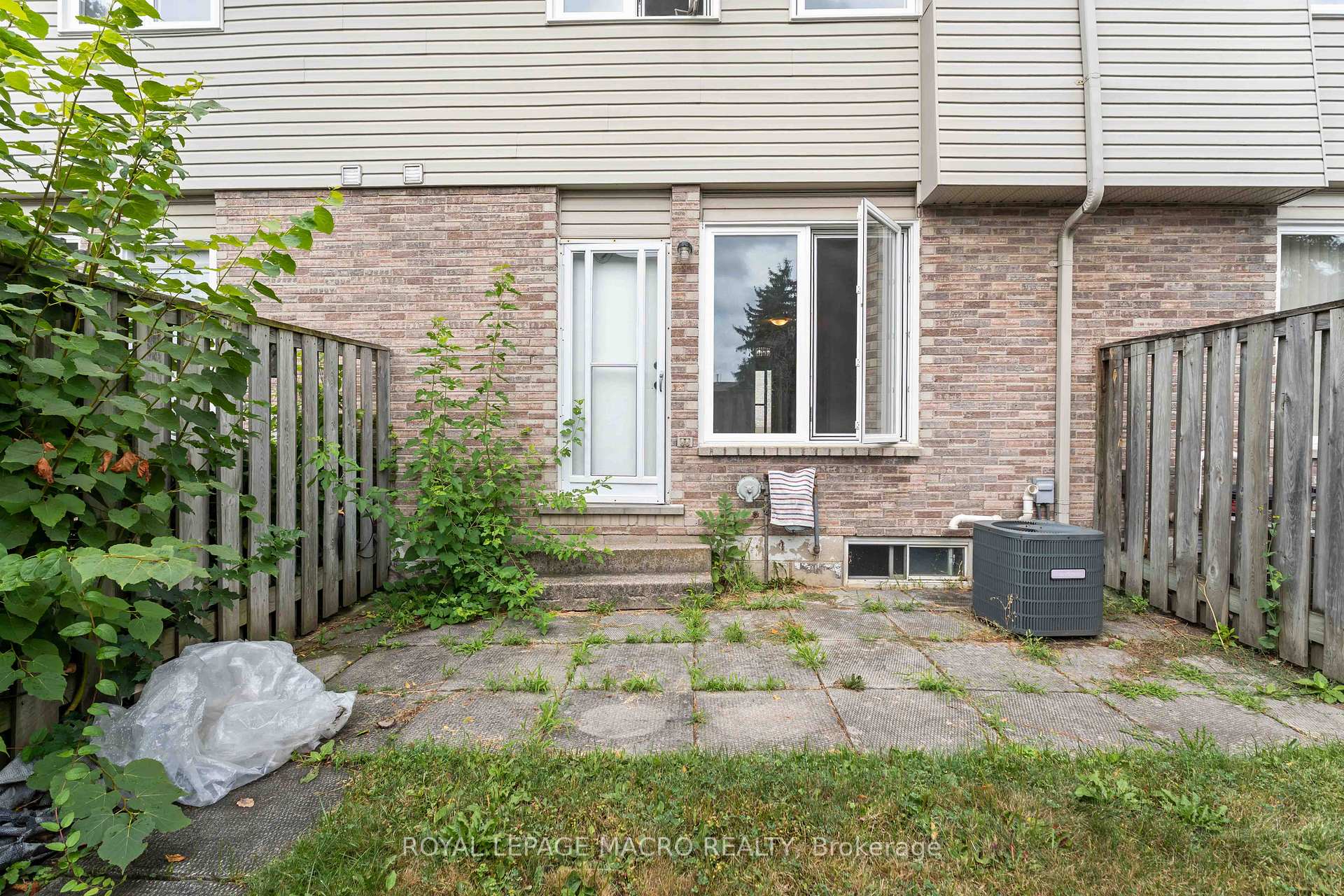 Photo 46 of Unit 60, 33 Rochelle Avenue, Hamilton, Quinndale — HOMEH