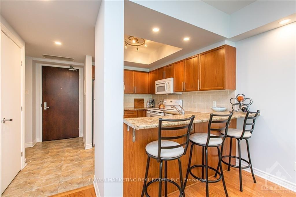 Photo 3 of Unit 1510, 200 Rideau Street, Ottawa, Sandy Hill — HOMEH