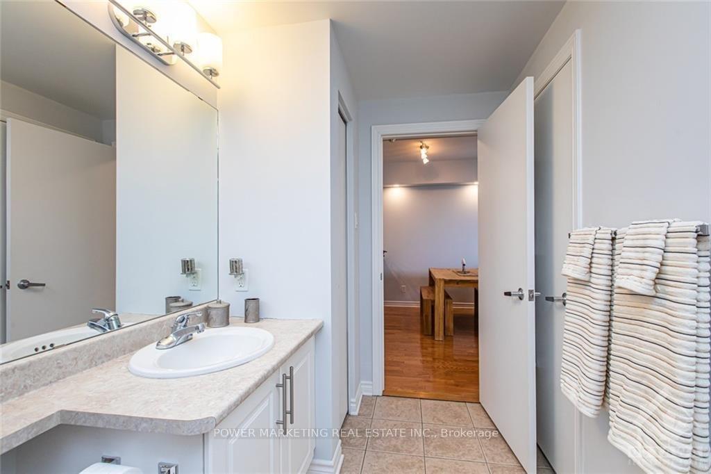Photo 14 of Unit 1510, 200 Rideau Street, Ottawa, Sandy Hill — HOMEH
