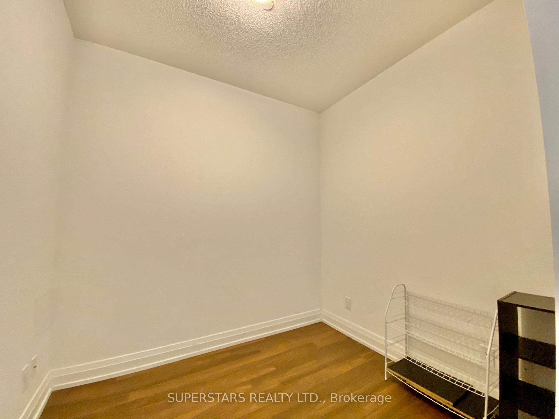 Photo 8 of Unit 318, 7165 Yonge Street, Markham, Thornhill — HOMEH