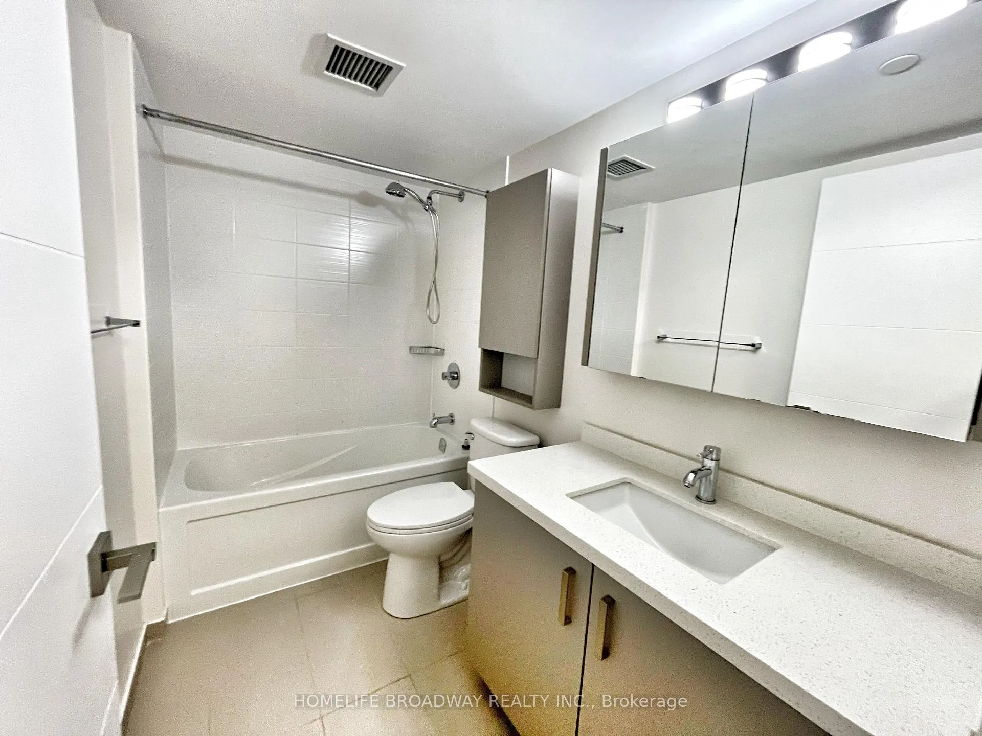 Photo 9 of Unit 707, 18 Uptown Drive, Markham, Unionville — HOMEH
