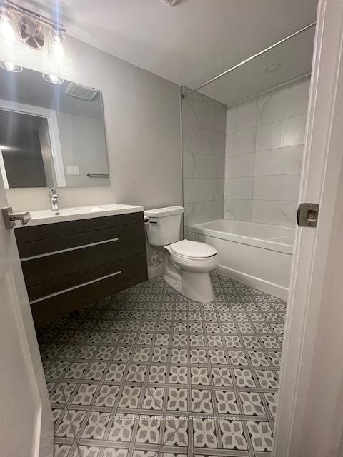 Photo 11 of Unit 4, 63 Compass Trail, Central Elgin, Rural Central Elgin — HOMEH