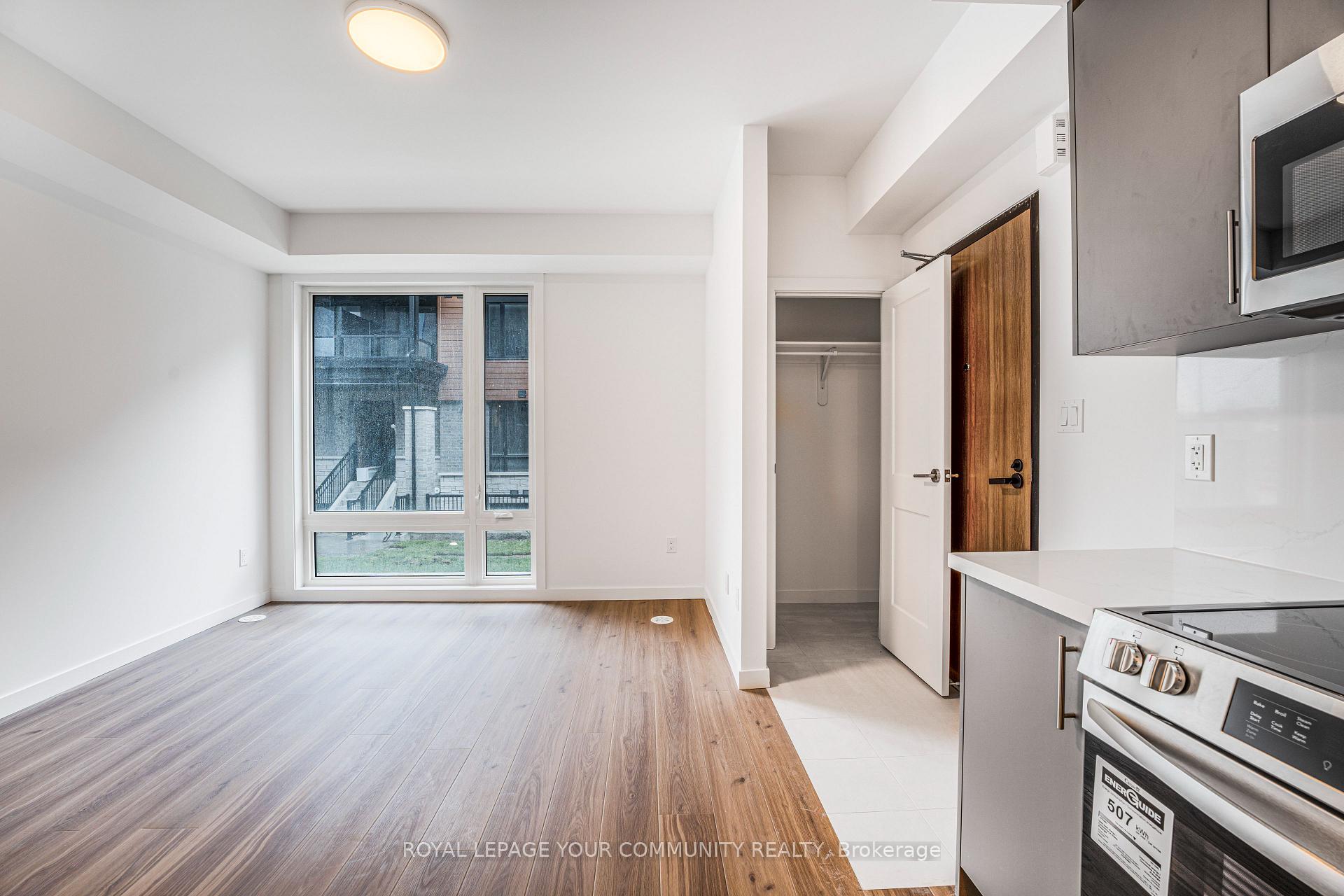 Photo 5 of Unit 21, 117 Marydale Avenue, Markham, Middlefield — HOMEH