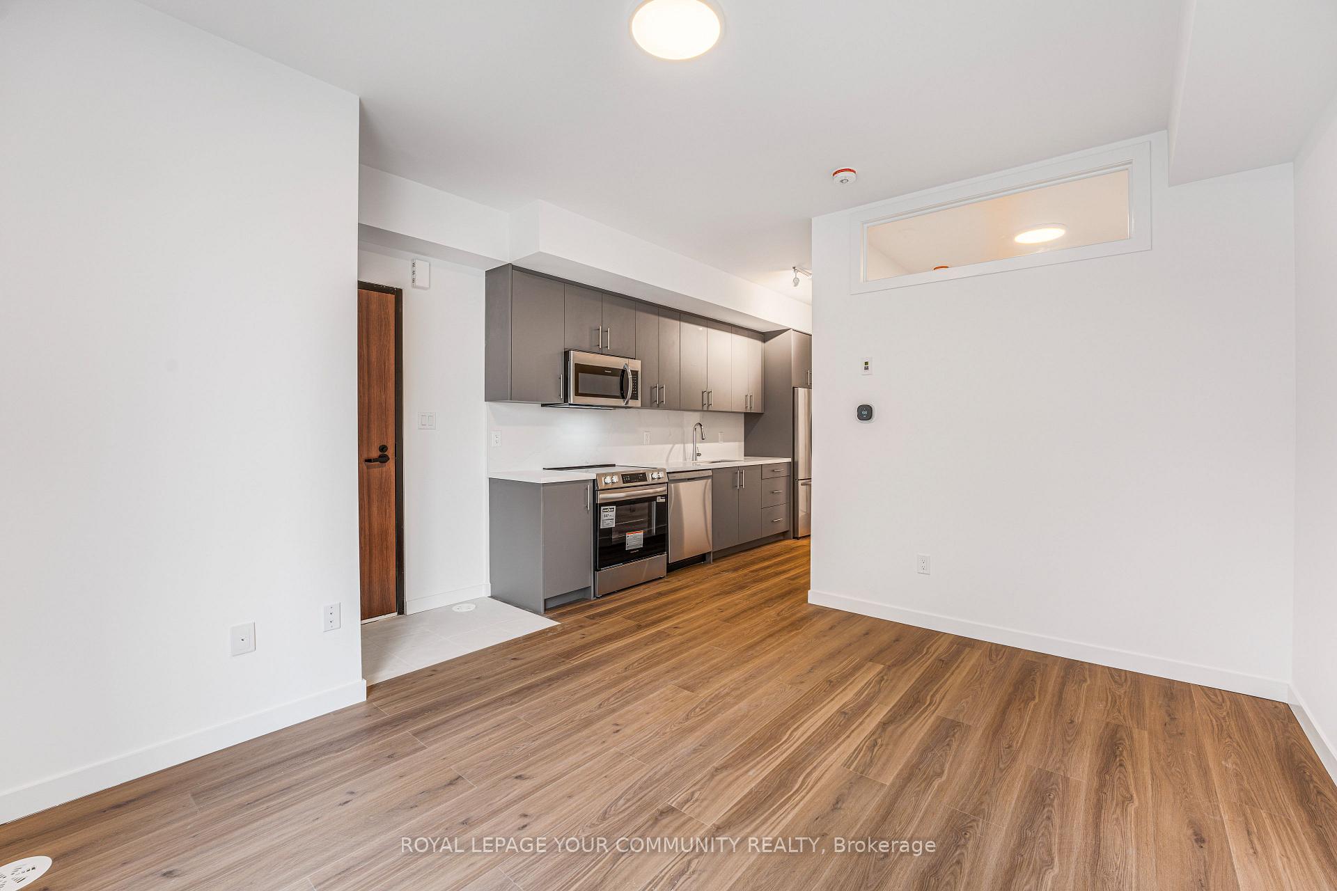 Photo 9 of Unit 21, 117 Marydale Avenue, Markham, Middlefield — HOMEH