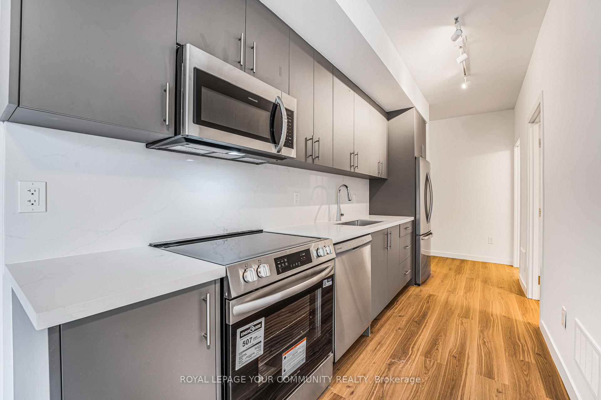 Photo 10 of Unit 21, 117 Marydale Avenue, Markham, Middlefield — HOMEH