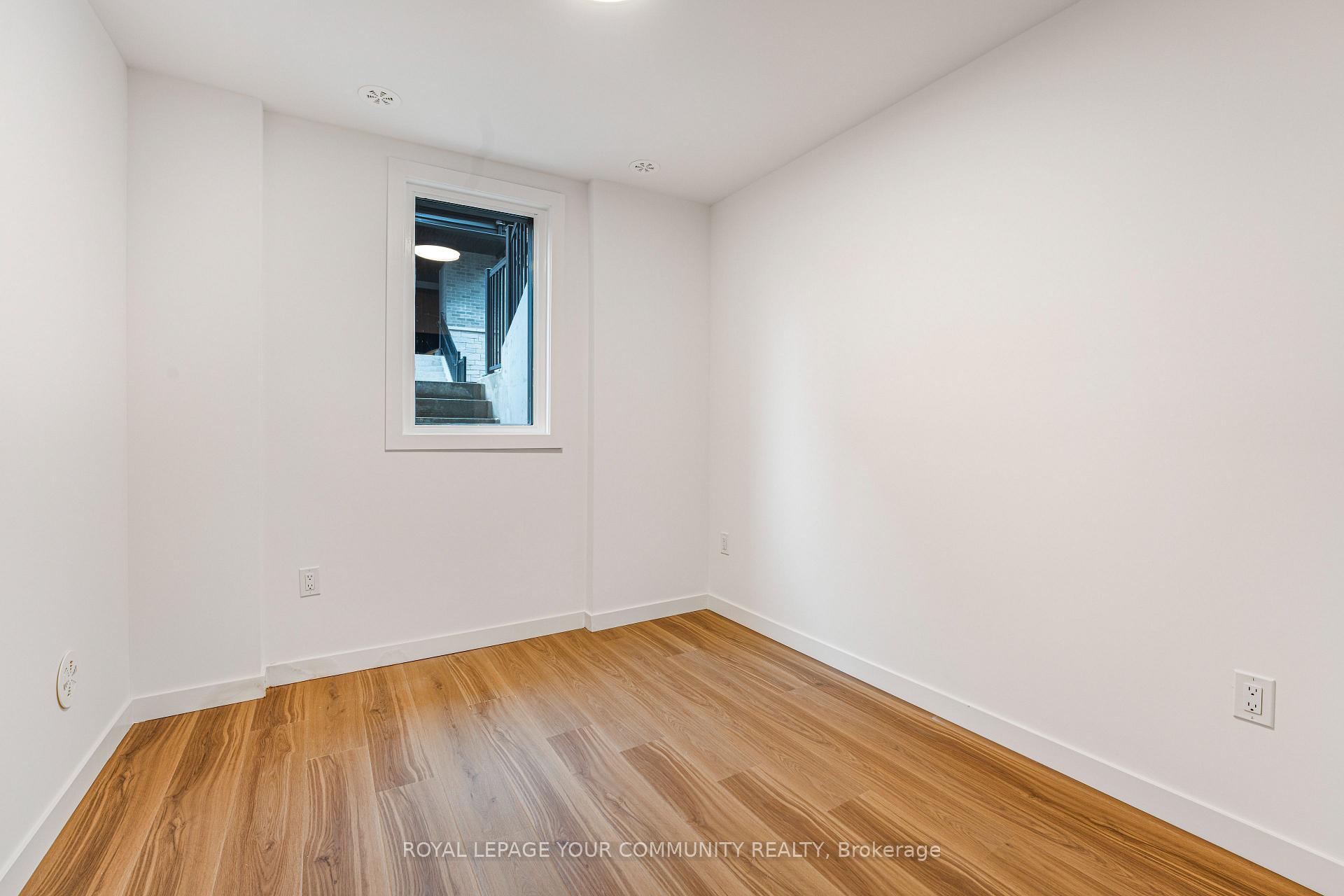 Photo 25 of Unit 21, 117 Marydale Avenue, Markham, Middlefield — HOMEH