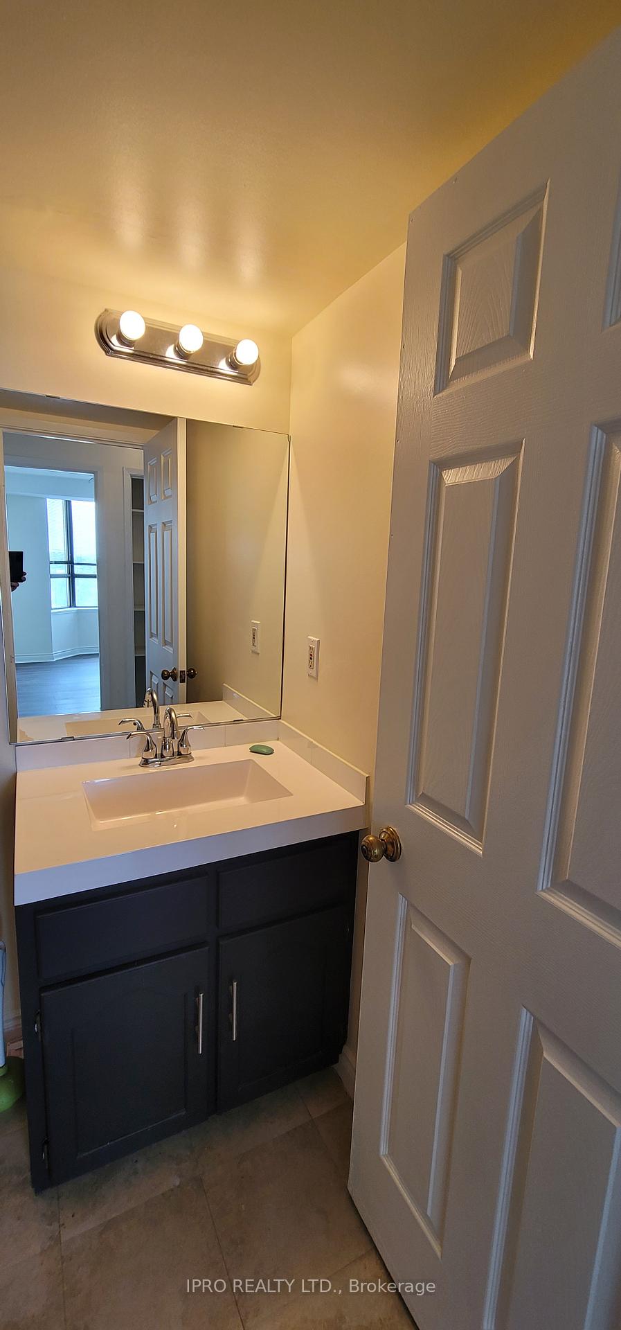 Photo 38 of Unit 602, 432 Main Street E, Hamilton, Stinson — HOMEH