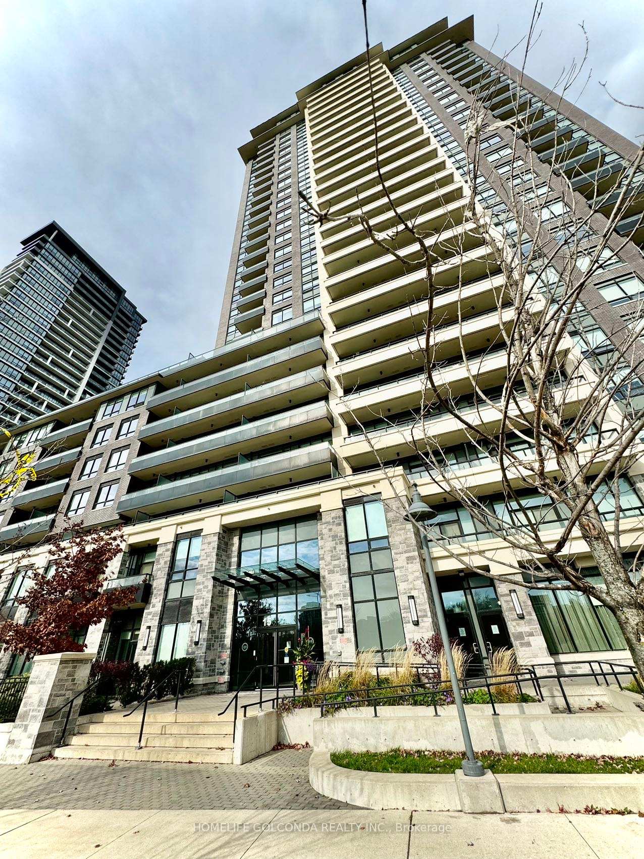 Photo 2 of Unit 2109, 15 Water Walk Drive, Markham, Unionville — HOMEH