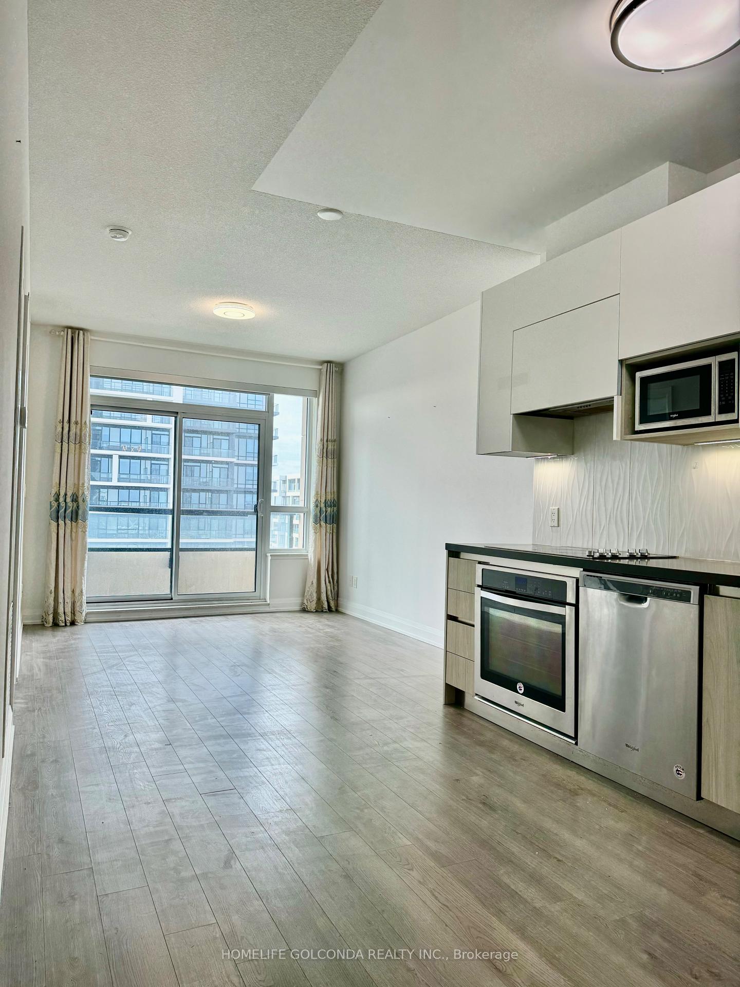 Photo 6 of Unit 2109, 15 Water Walk Drive, Markham, Unionville — HOMEH