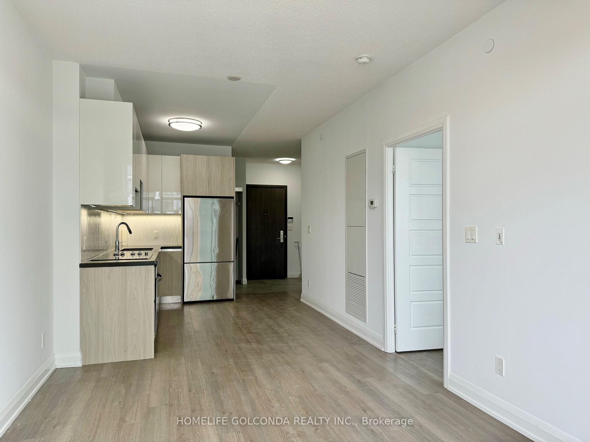 Photo 7 of Unit 2109, 15 Water Walk Drive, Markham, Unionville — HOMEH