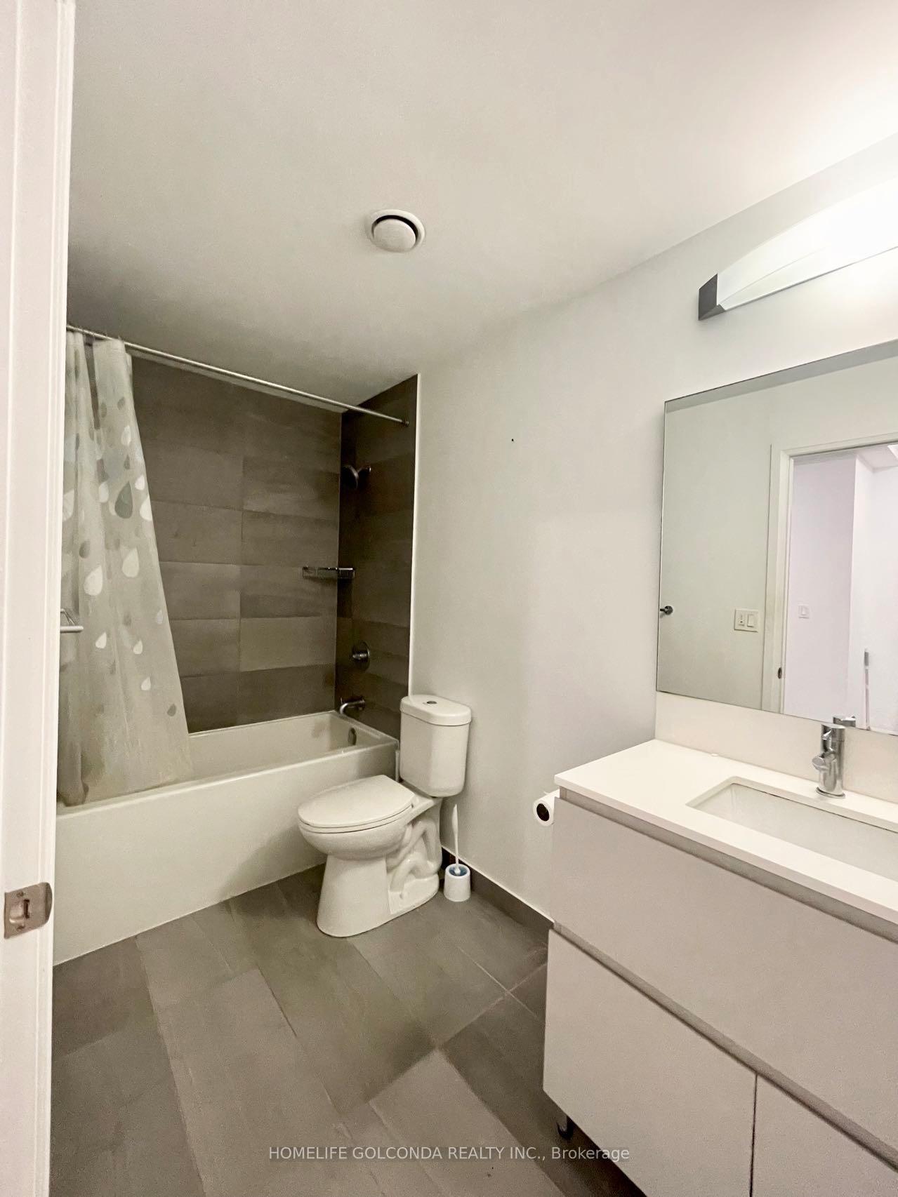 Photo 11 of Unit 2109, 15 Water Walk Drive, Markham, Unionville — HOMEH