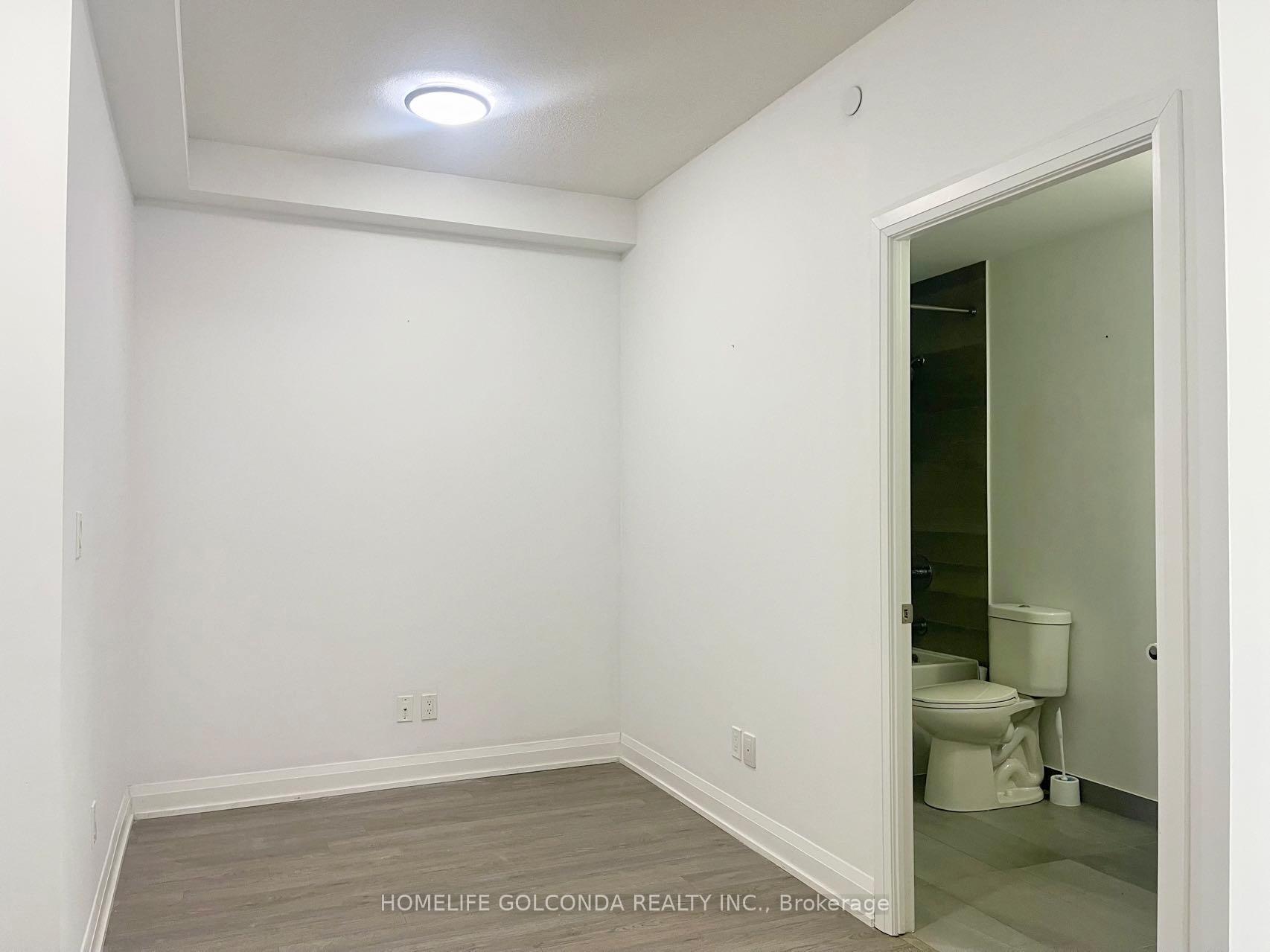 Photo 12 of Unit 2109, 15 Water Walk Drive, Markham, Unionville — HOMEH