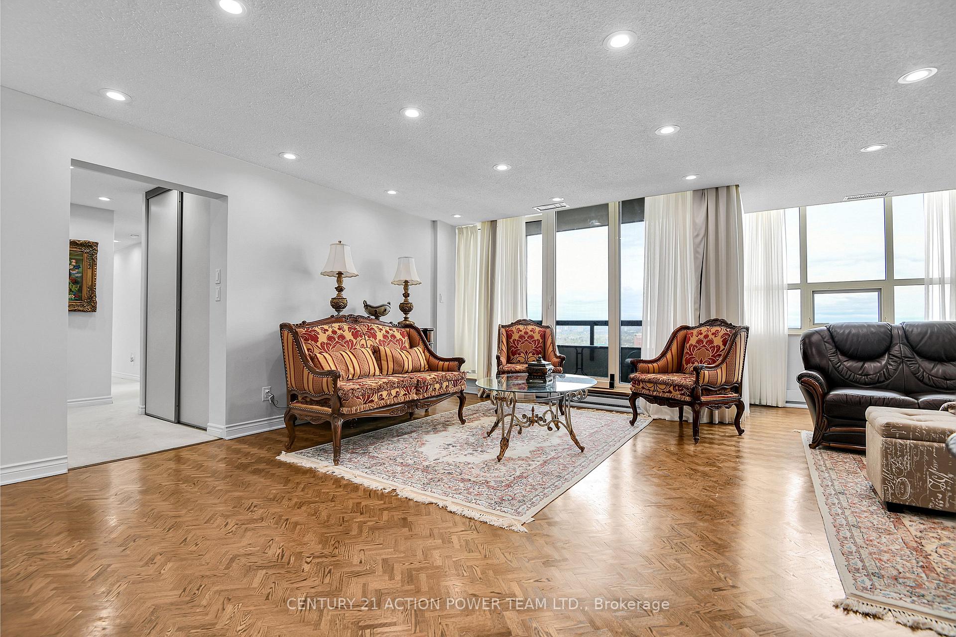 Photo 9 of Unit 2804, 1510 Riverside Drive, Ottawa, Riverview Park — HOMEH