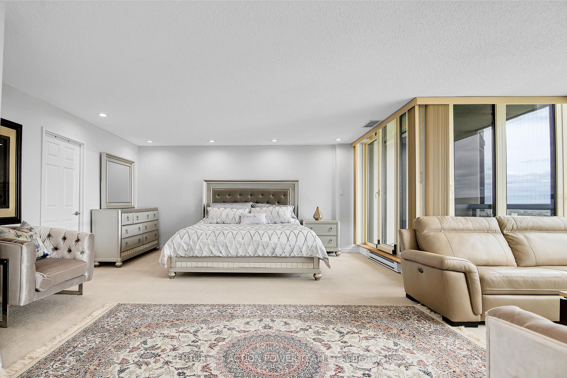 Photo 21 of Unit 2804, 1510 Riverside Drive, Ottawa, Riverview Park — HOMEH