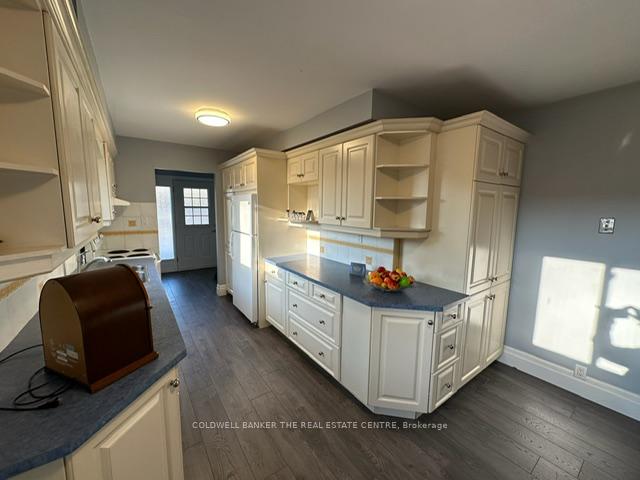Photo 2 of 104 Kozlov Street, Barrie, Sunnidale — HOMEH