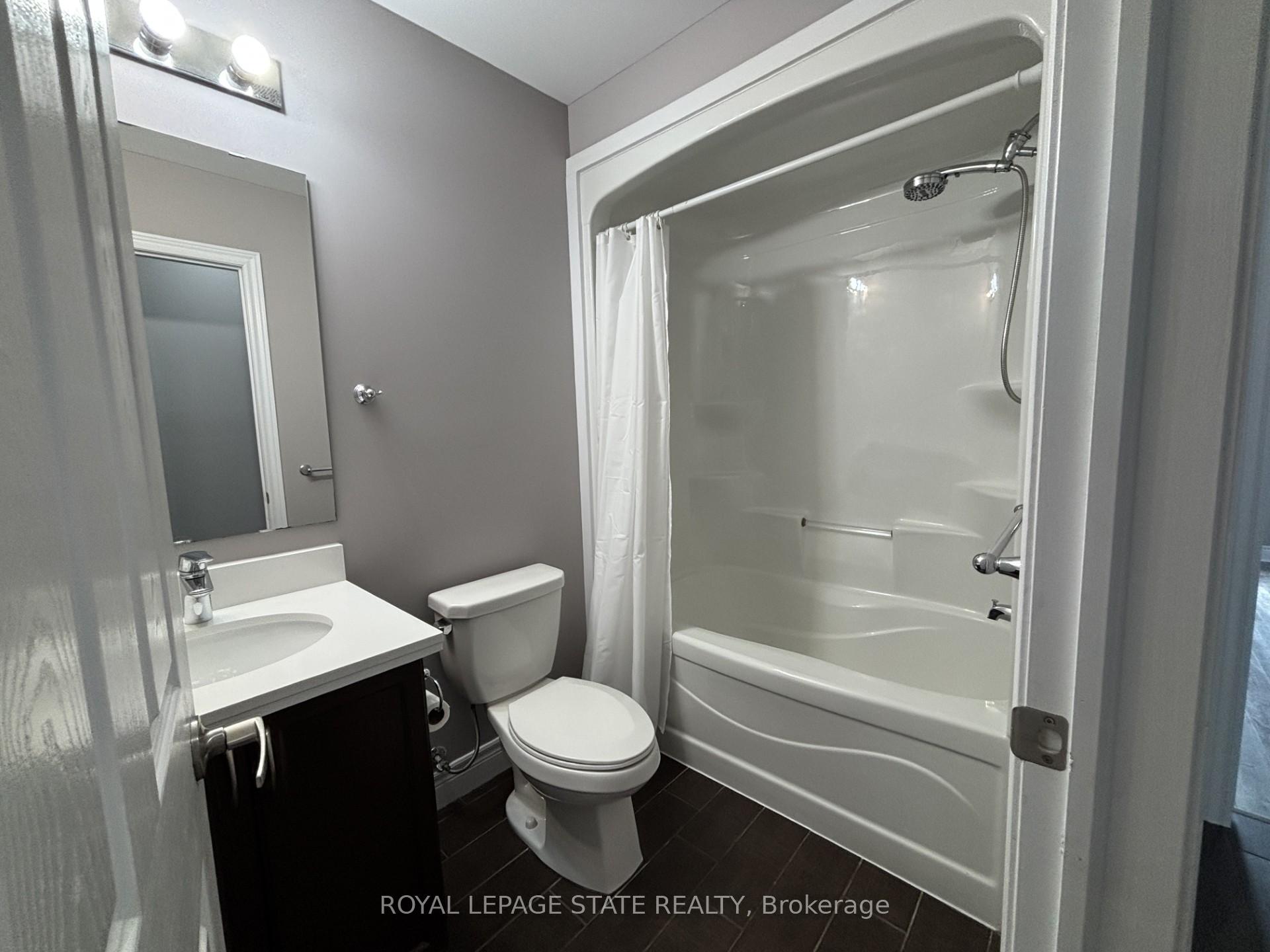 Photo 10 of Unit 2, 136 King Street W, Hamilton, Stoney Creek — HOMEH