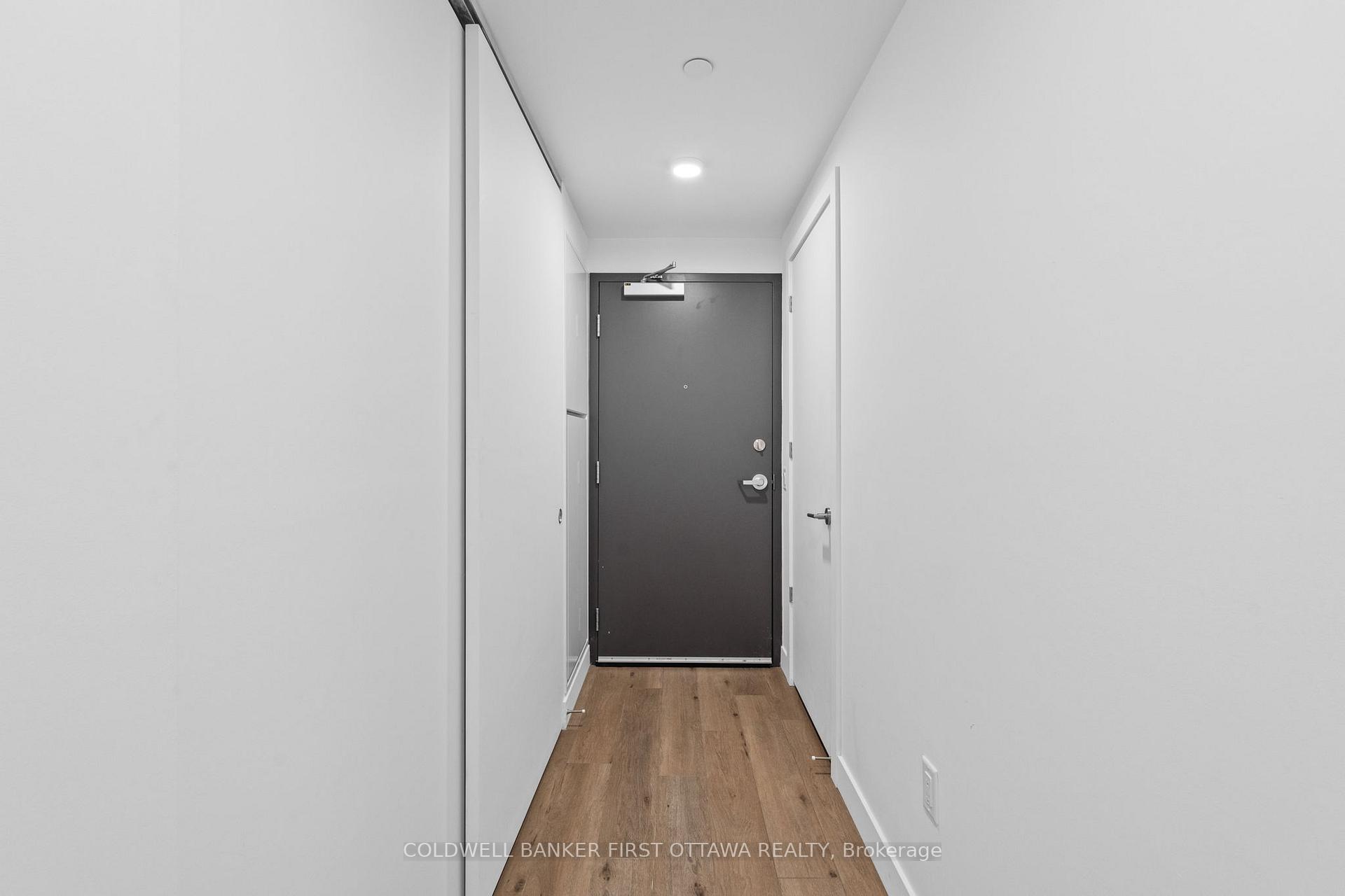 Photo 3 of Unit 506, 10 James Street, Ottawa, Ottawa Centre — HOMEH
