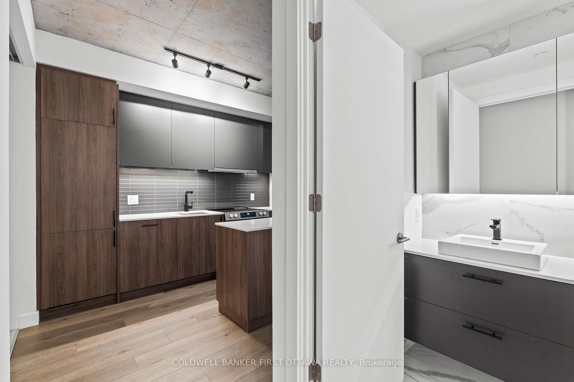 Photo 5 of Unit 506, 10 James Street, Ottawa, Ottawa Centre — HOMEH