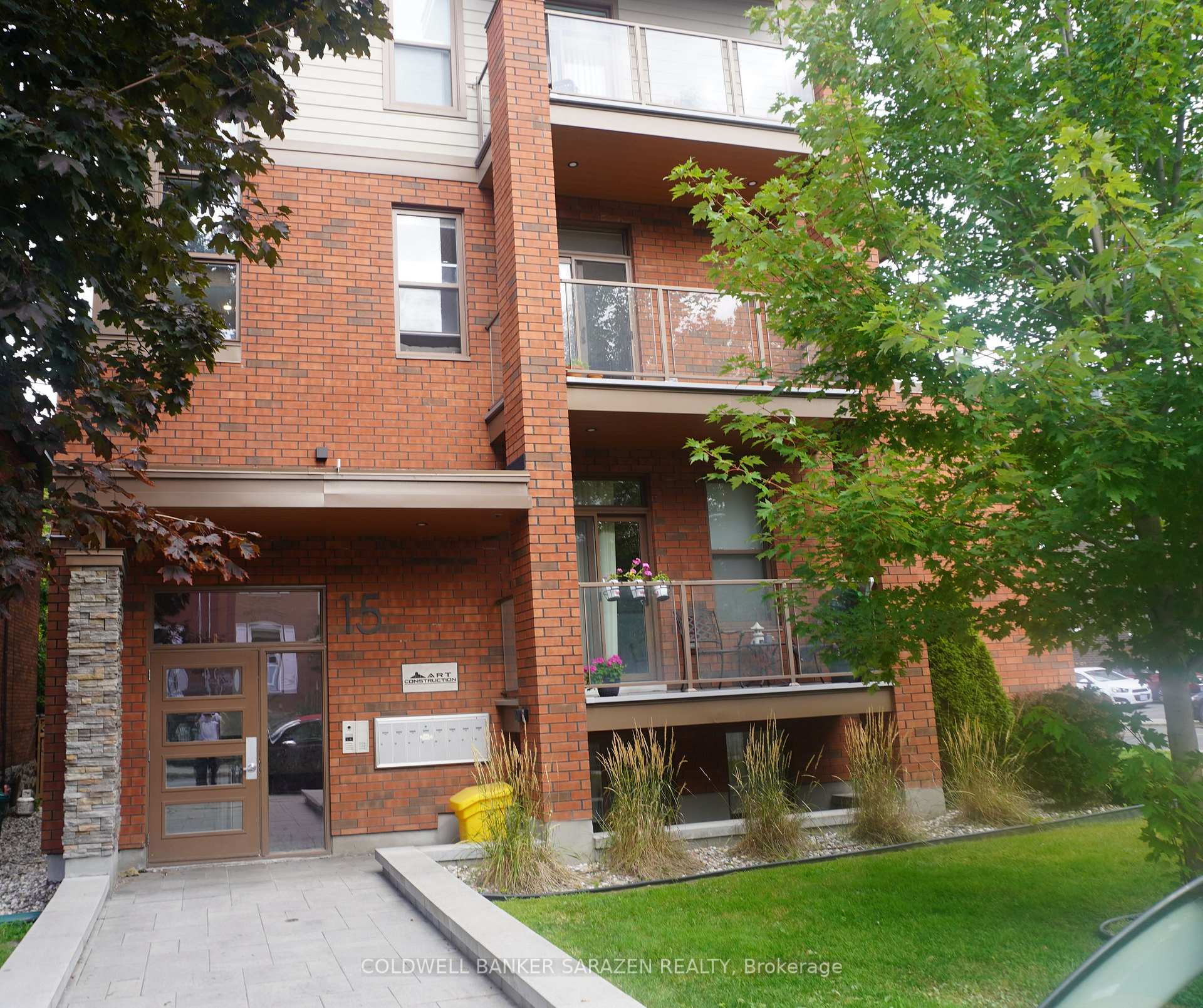 Front of Unit 3, 15 Monk Street