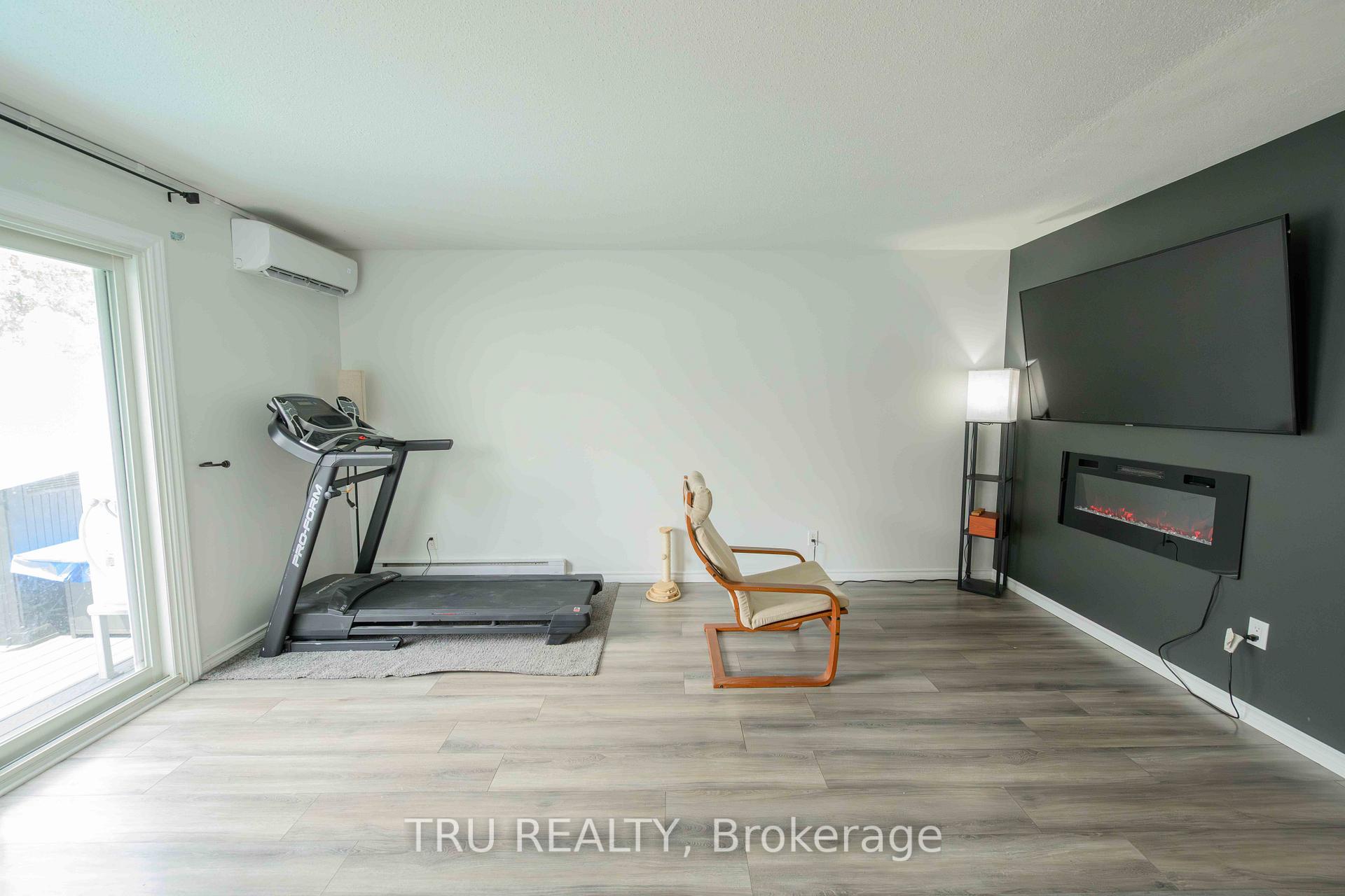 Photo 4 of Unit 152, 825 Cahill Drive W, Ottawa, Hunt Club — HOMEH