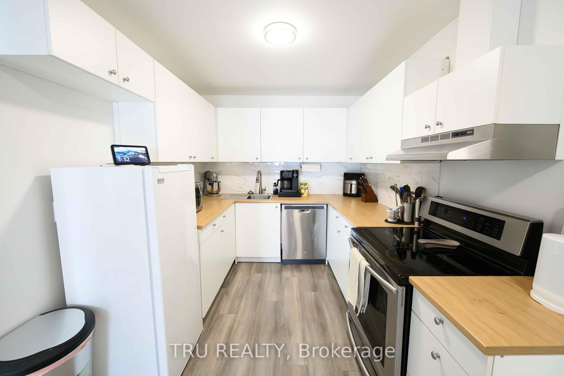 Photo 13 of Unit 152, 825 Cahill Drive W, Ottawa, Hunt Club — HOMEH
