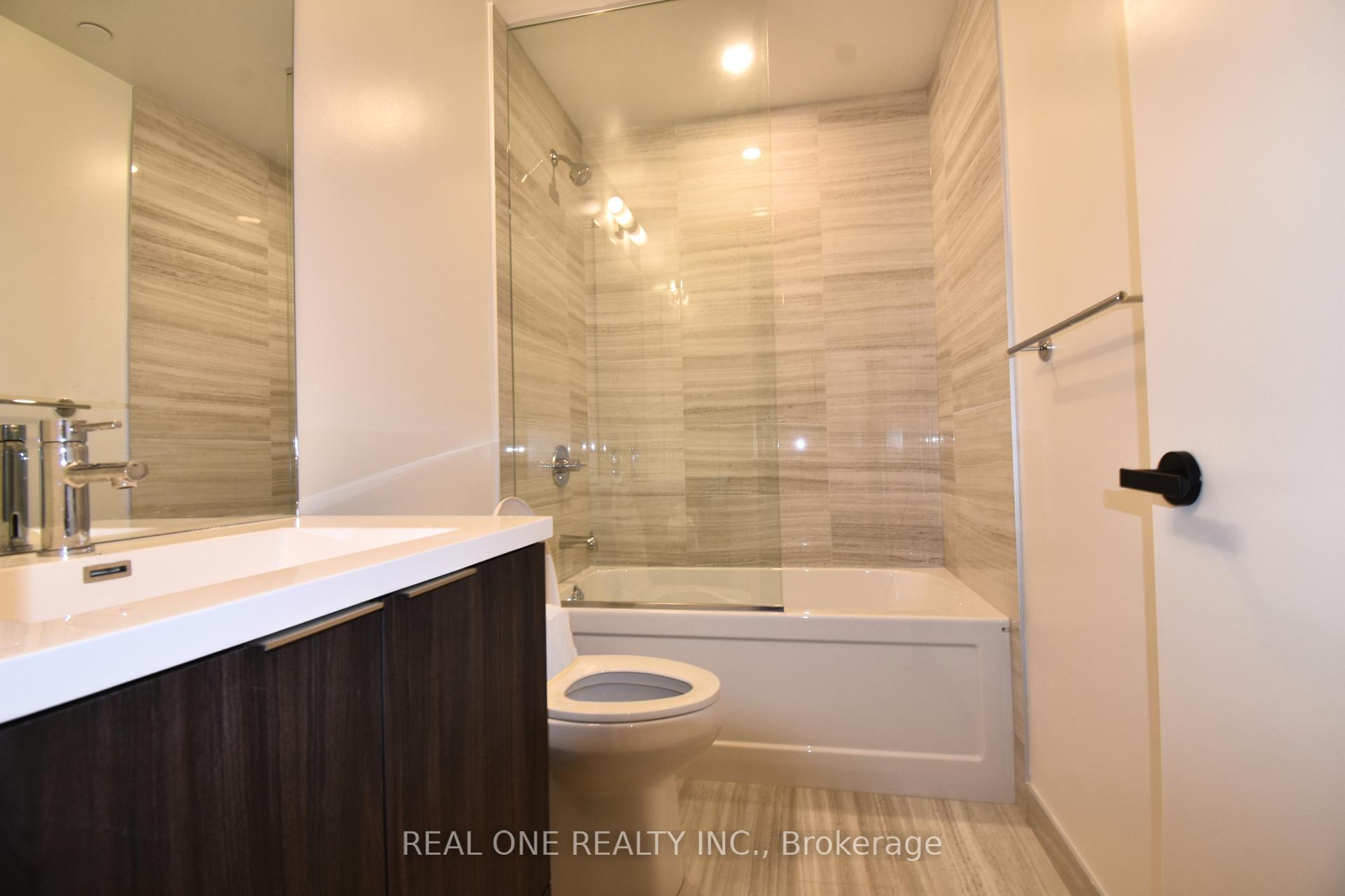 Photo 6 of Unit 1202, 8 Interchange Way, Vaughan, Vaughan Corporate Centre — HOMEH