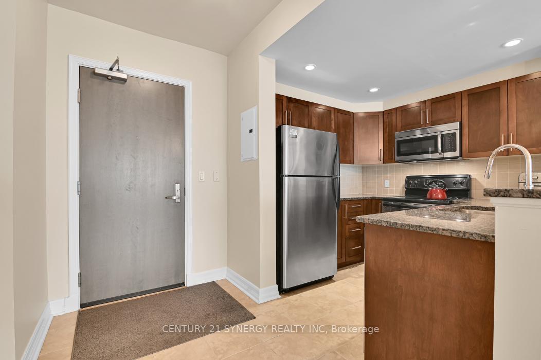 Photo 6 of Unit 502, 200 Besserer Street, Ottawa, Sandy Hill — HOMEH