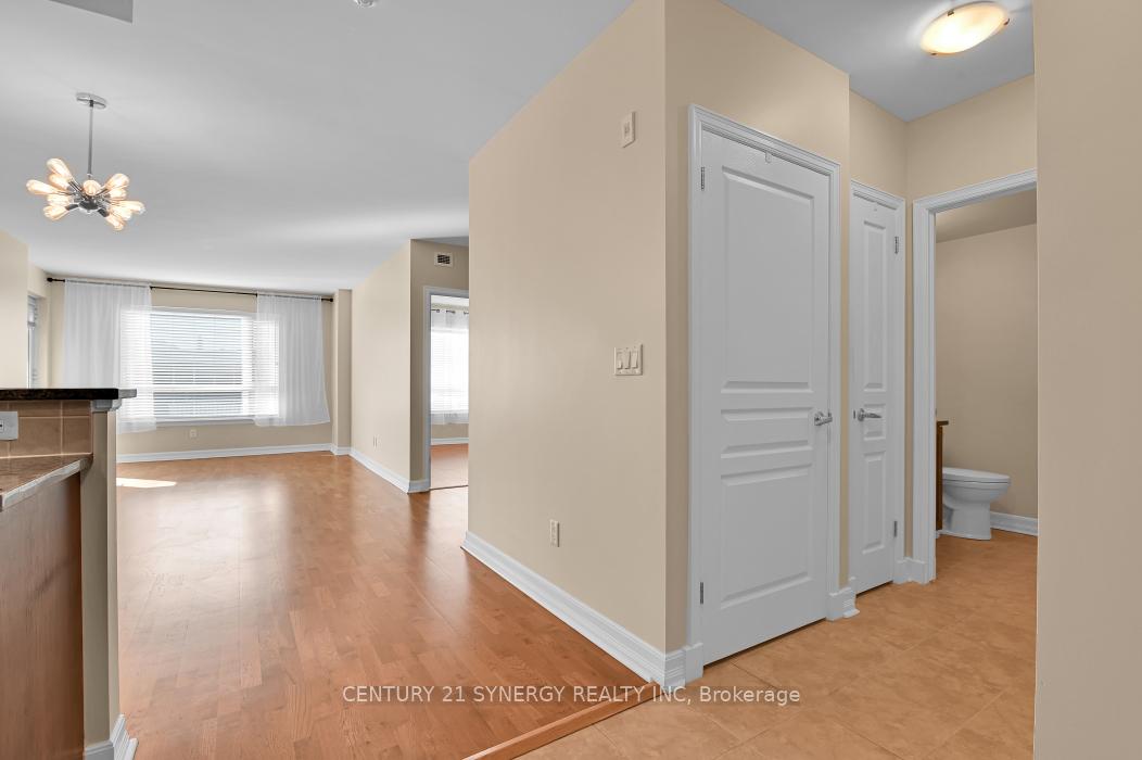 Photo 7 of Unit 502, 200 Besserer Street, Ottawa, Sandy Hill — HOMEH