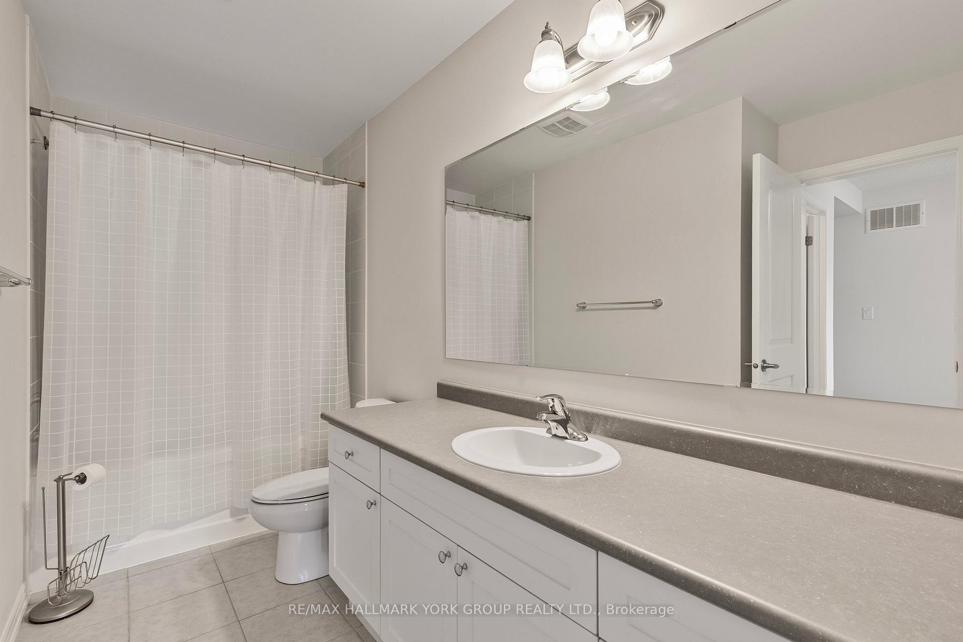 Photo 16 of 131 Hutt Crescent, Aurora, Bayview Wellington — HOMEH