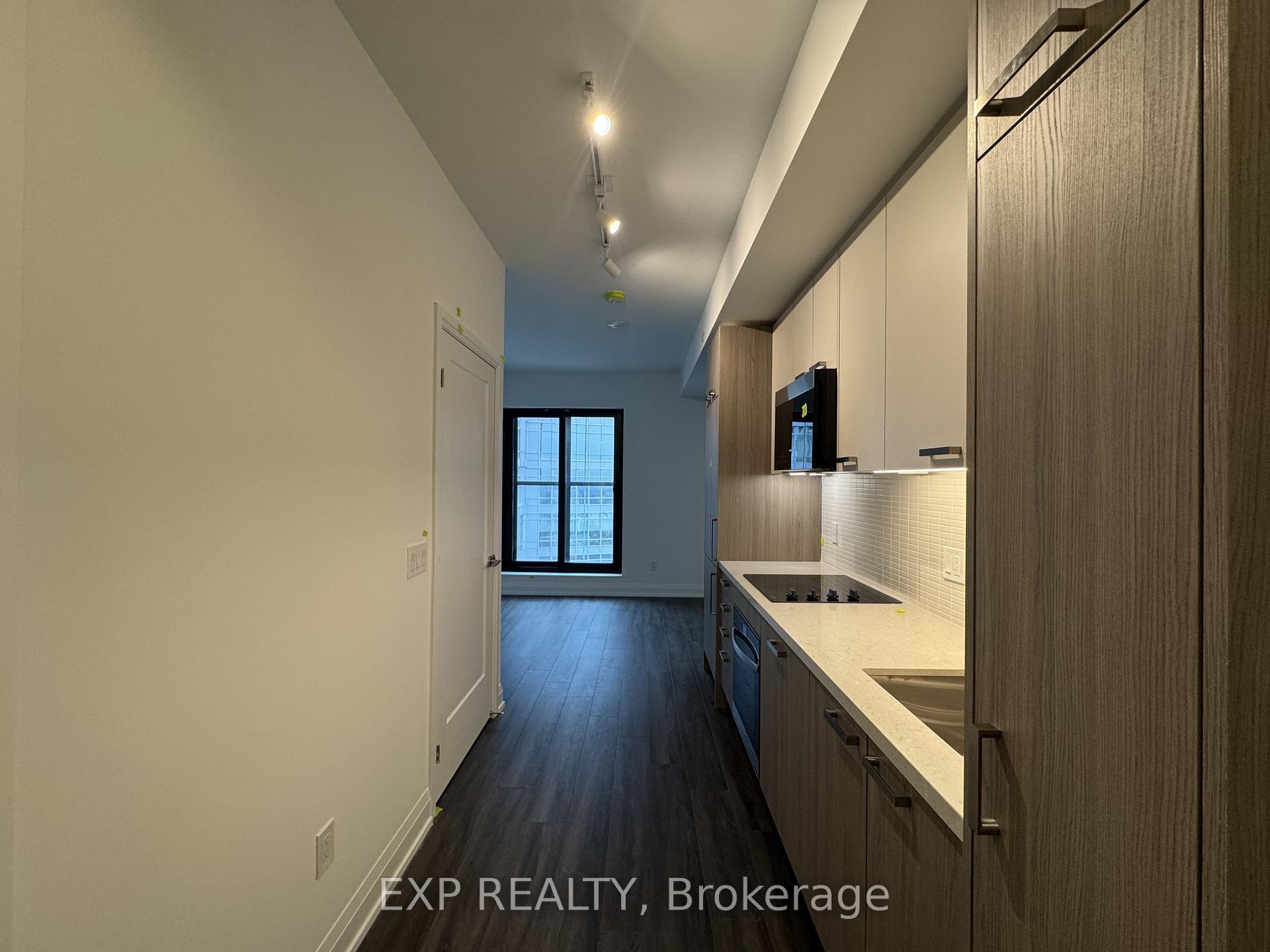 Photo 6 of Unit 3301, 20 Soudan Avenue, Toronto, Mount Pleasant West — HOMEH