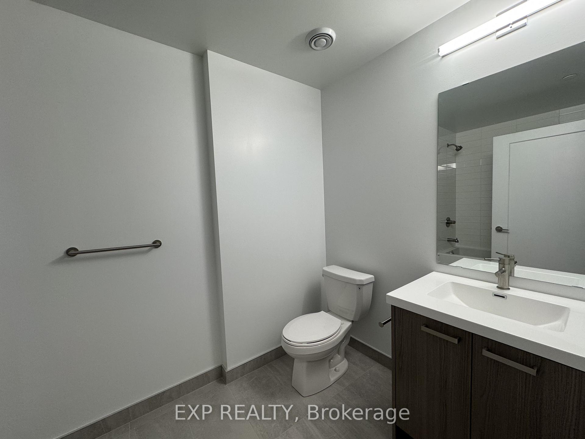 Photo 10 of Unit 3301, 20 Soudan Avenue, Toronto, Mount Pleasant West — HOMEH