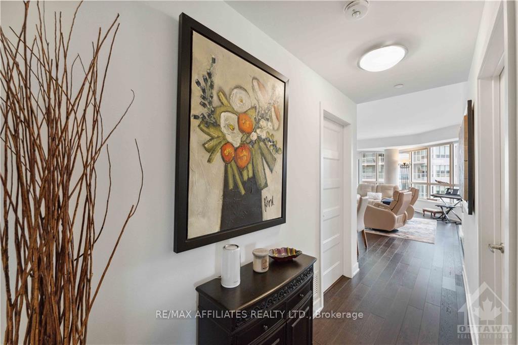 Photo 3 of Unit 1002, 200 Inlet, Ottawa, Chatelaine Village — HOMEH