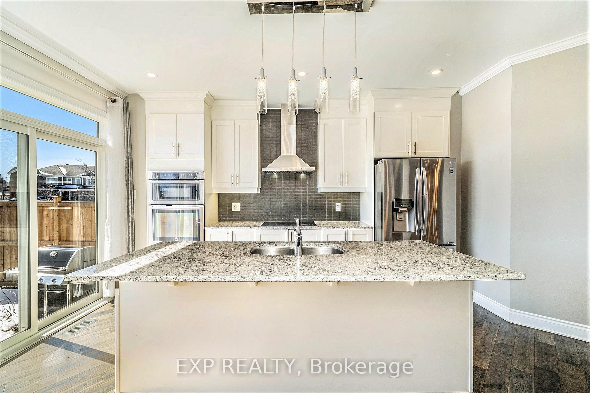 Photo 11 of 106 Burbot Street, Ottawa, Barrhaven - Half Moon Bay — HOMEH