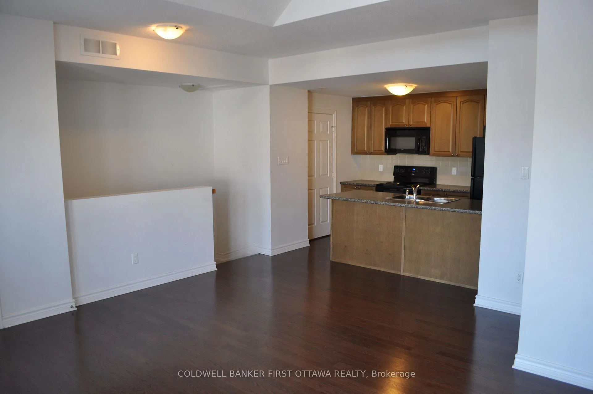 Photo 4 of Unit K, 103 Fraser Fields Way, Ottawa, Barrhaven - Heritage Park — HOMEH