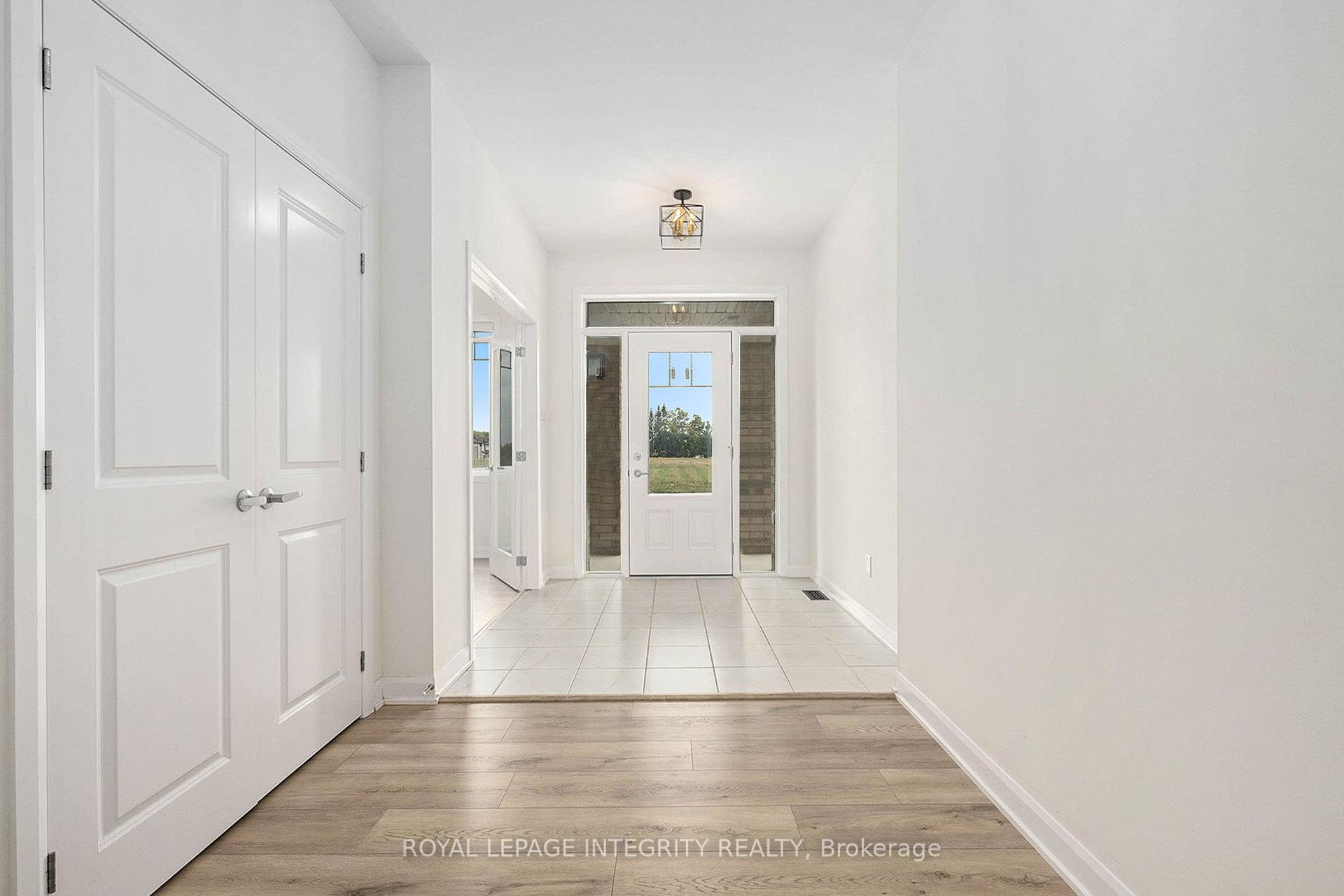 Photo 5 of 754 Cappamore Drive, Ottawa, Barrhaven - Half Moon Bay — HOMEH