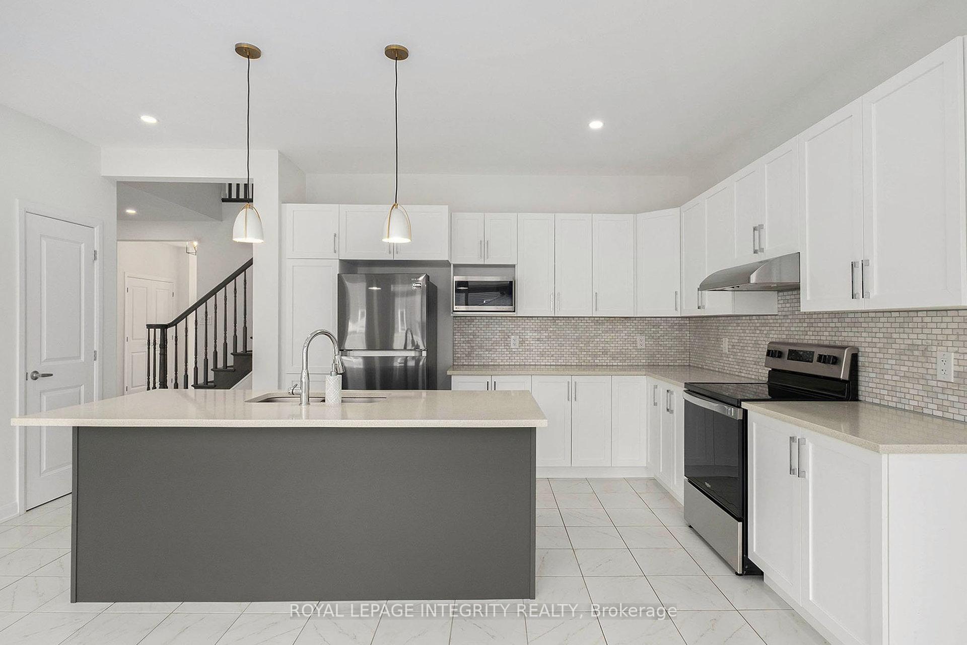 Photo 11 of 754 Cappamore Drive, Ottawa, Barrhaven - Half Moon Bay — HOMEH