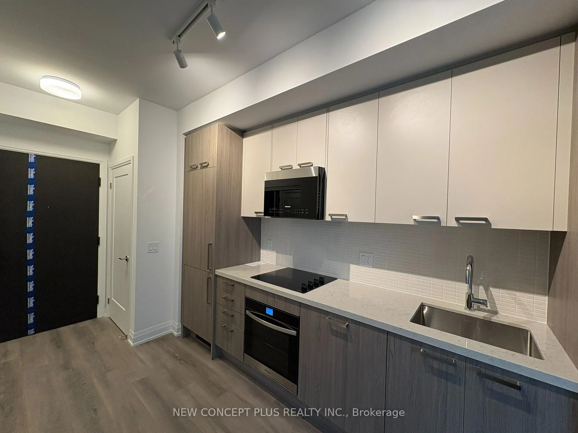 Photo 2 of Unit 2510, 20 Soudan Avenue, Toronto, Mount Pleasant West — HOMEH