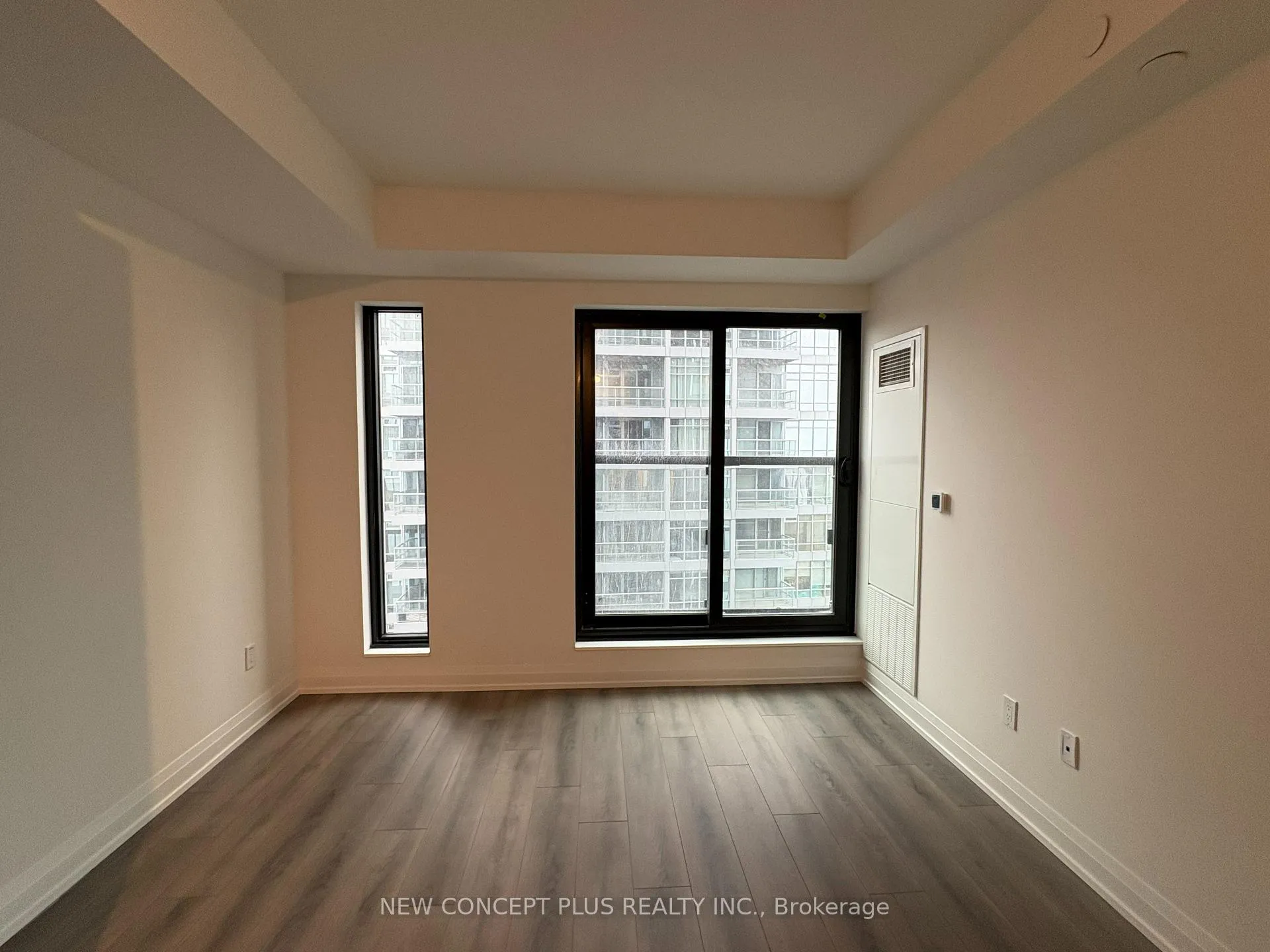 Photo 6 of Unit 2510, 20 Soudan Avenue, Toronto, Mount Pleasant West — HOMEH